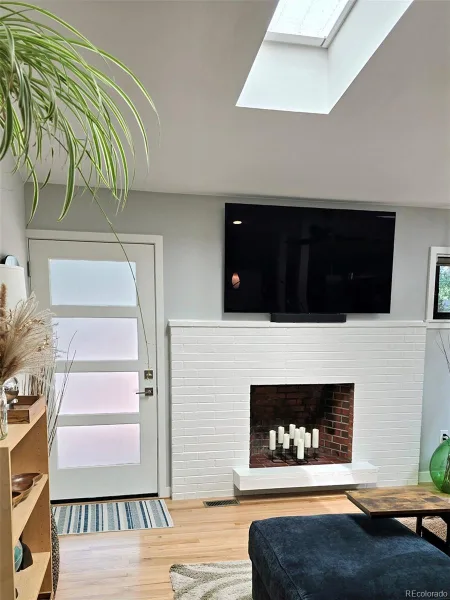2635 S Garfield Way Denver CO 80210 | MLS #REC4303111 08252026182223 800 29