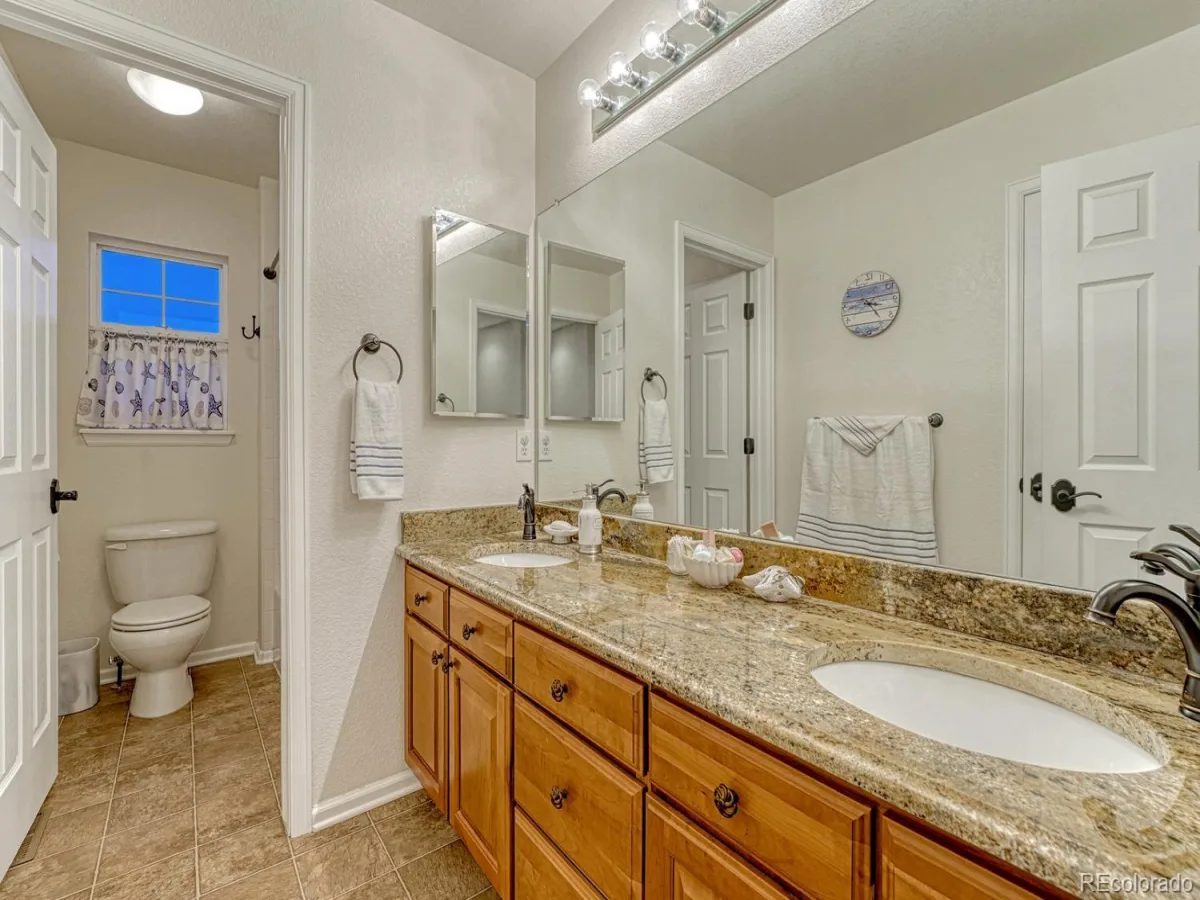 6555 Esperanza Drive Castle Pines CO 80108 MLS #REC4303615 06132026200848 1200 32