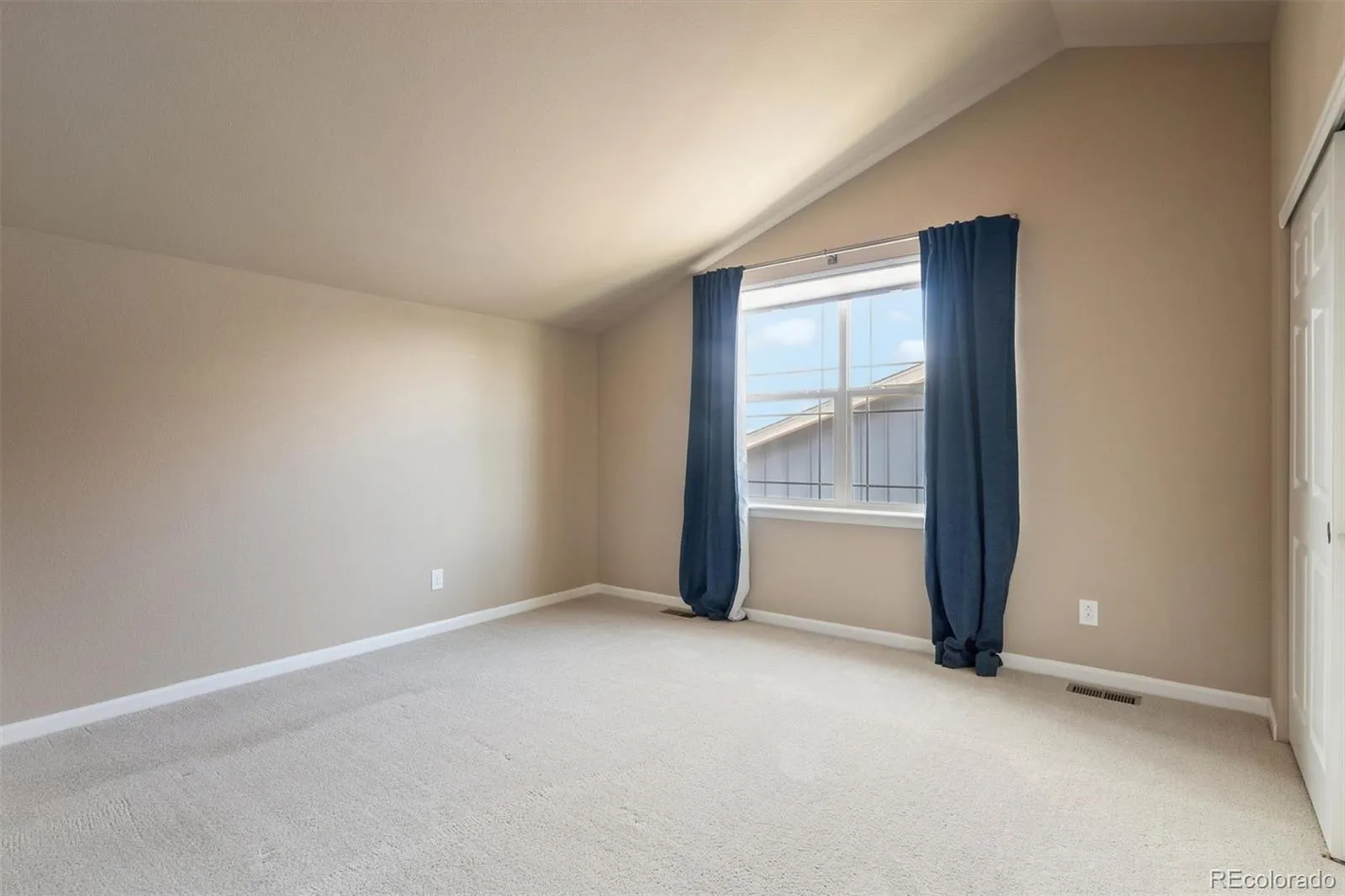 22916 E Bailey Circle Aurora CO 80016 MLS #REC4304946 05152026211259 1600 41
