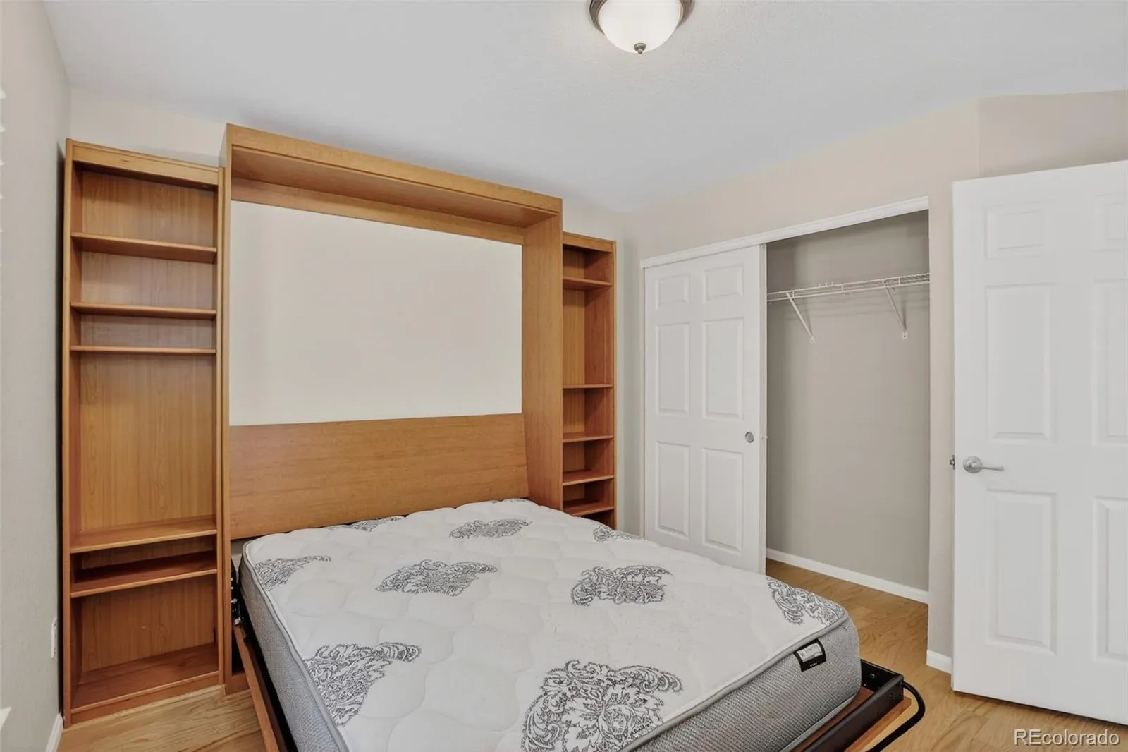 04112026205237 1600 23