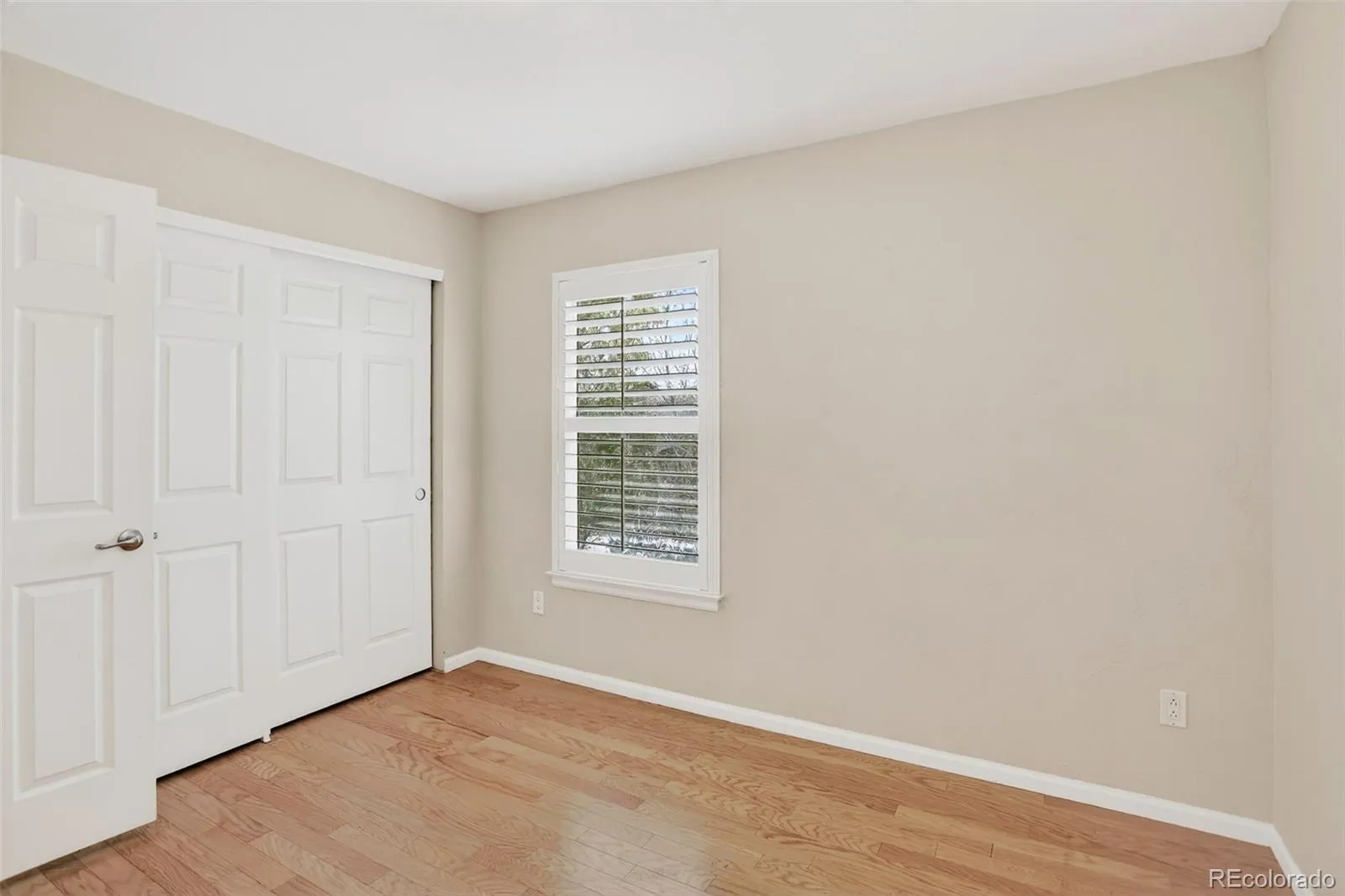 04112026205237 1600 25