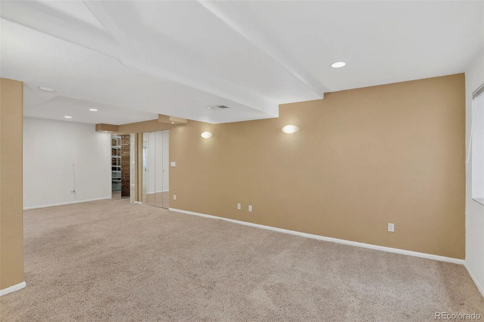 04112026205237 1600 26