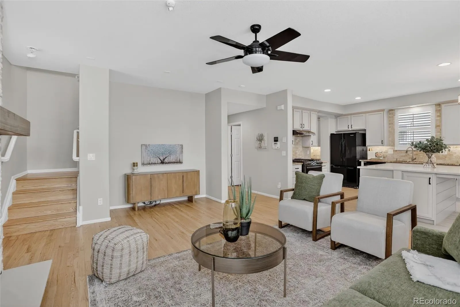 04112026205237 1600 4