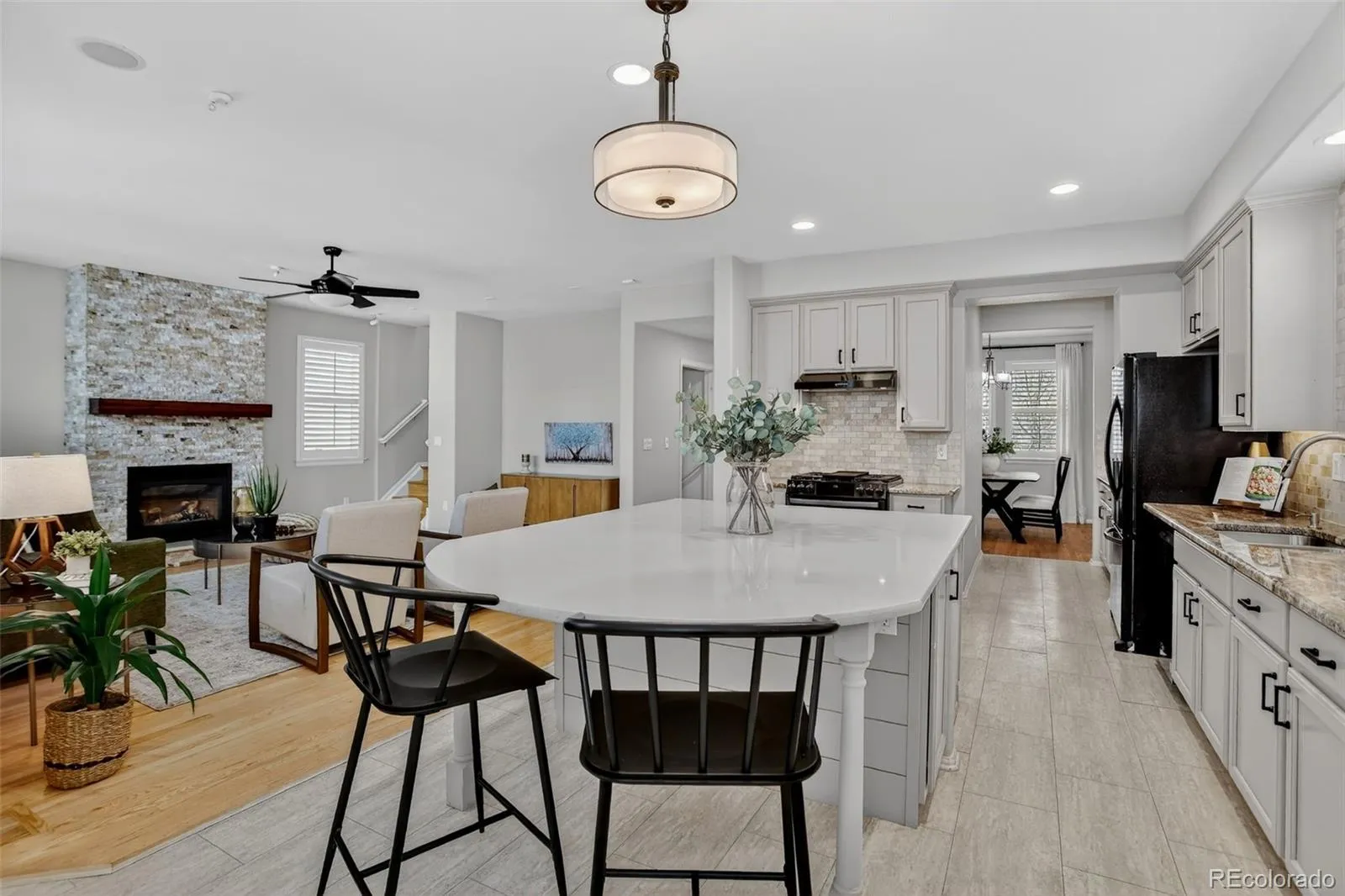 04112026205237 1600 5