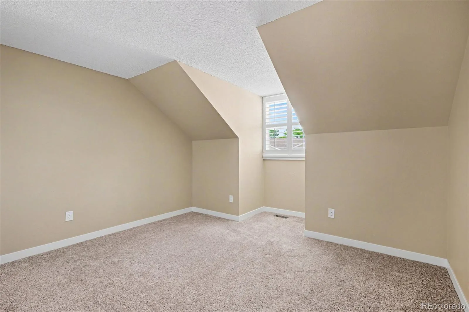 5206 E Costilla Drive Centennial CO 80122 MLS #REC4306644 06302026205758 1600 18