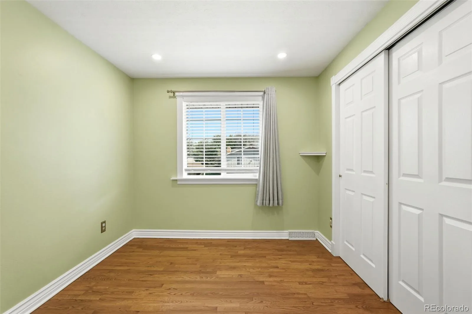 7705 E Napa Place Denver CO 80237 MLS #REC4307141 07072026034513 1600 32