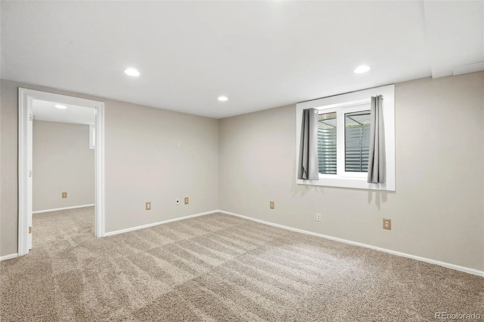 7705 E Napa Place Denver CO 80237 MLS #REC4307141 07072026034513 1600 35