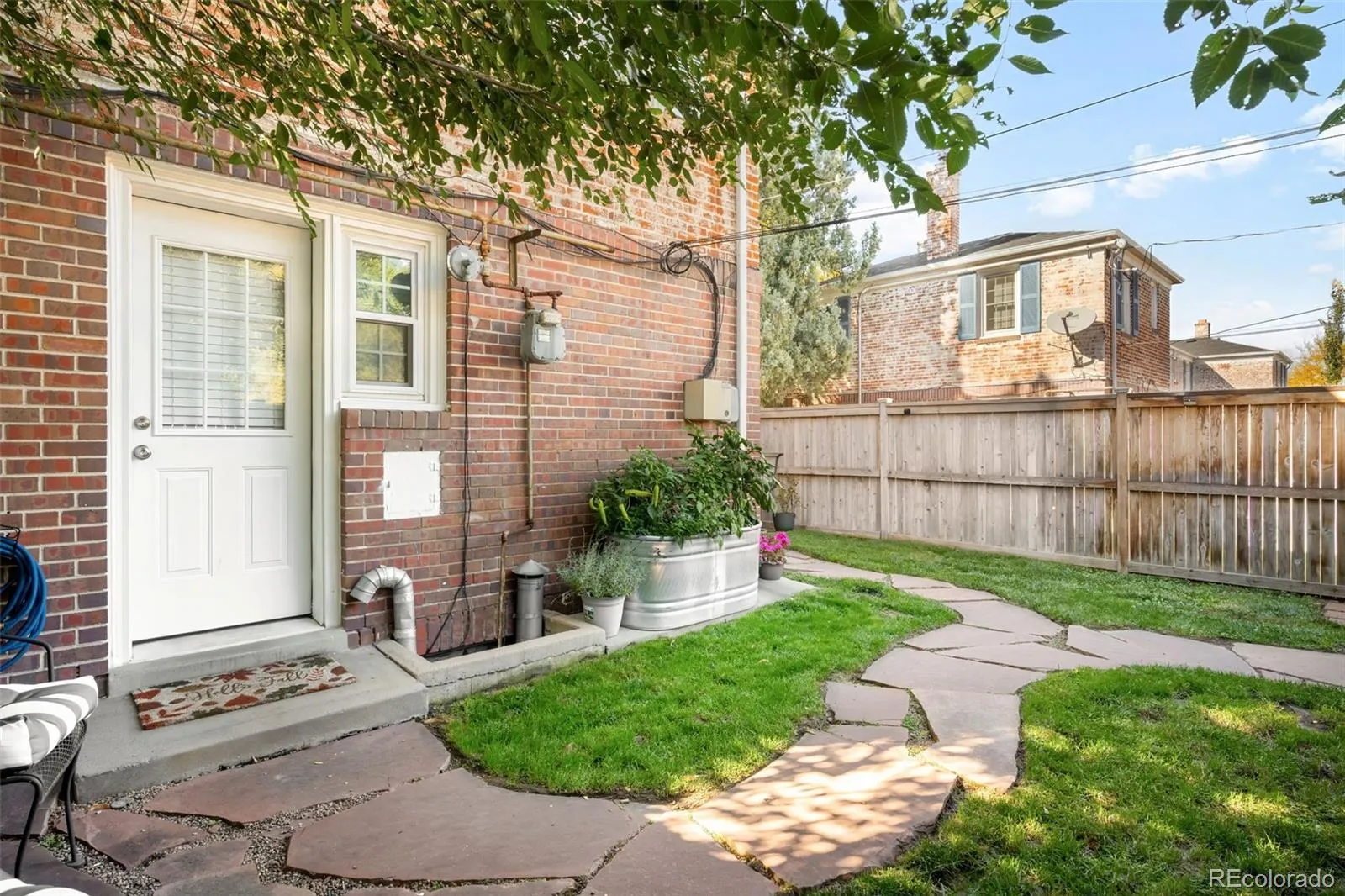 04172026184850 1600 25