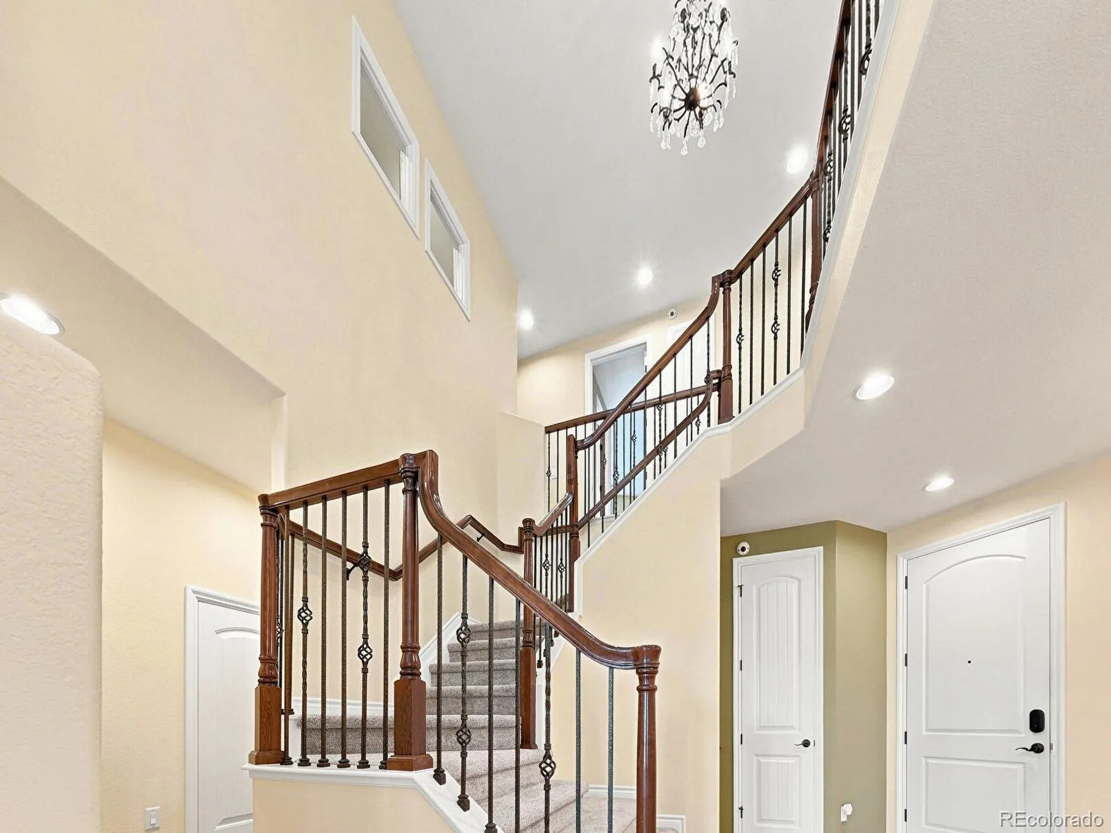 3038 Veneto Court Littleton CO 80126 | MLS #REC4307843 08142026144729 1600 15