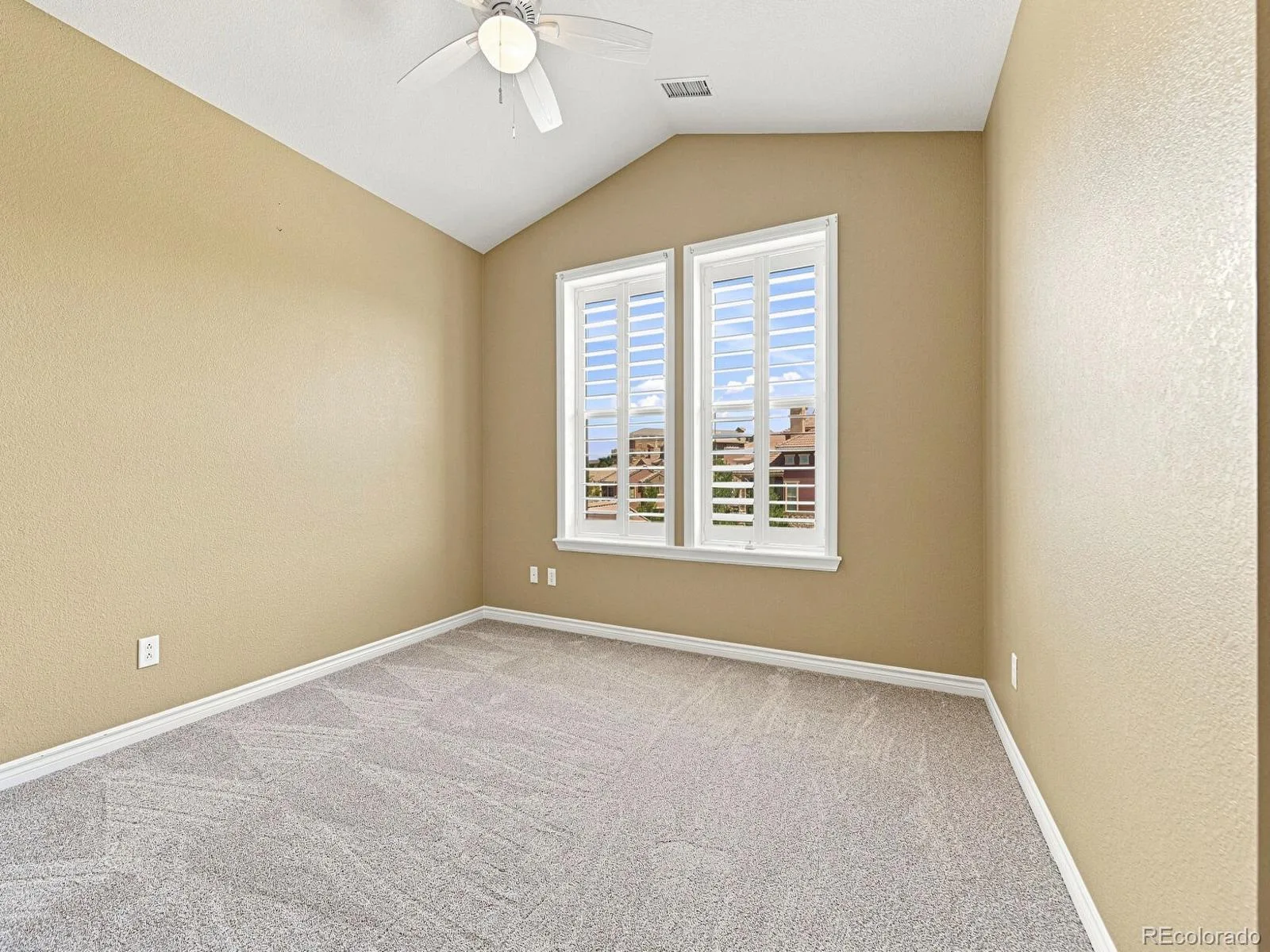 3038 Veneto Court Littleton CO 80126 | MLS #REC4307843 08142026144729 1600 16