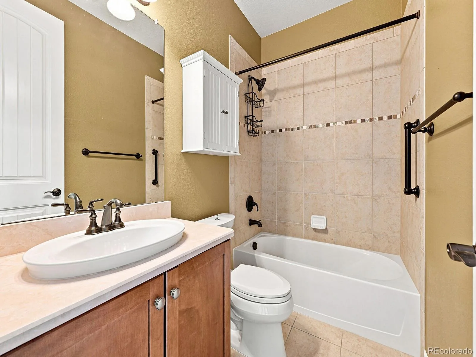 3038 Veneto Court Littleton CO 80126 | MLS #REC4307843 08142026144729 1600 17