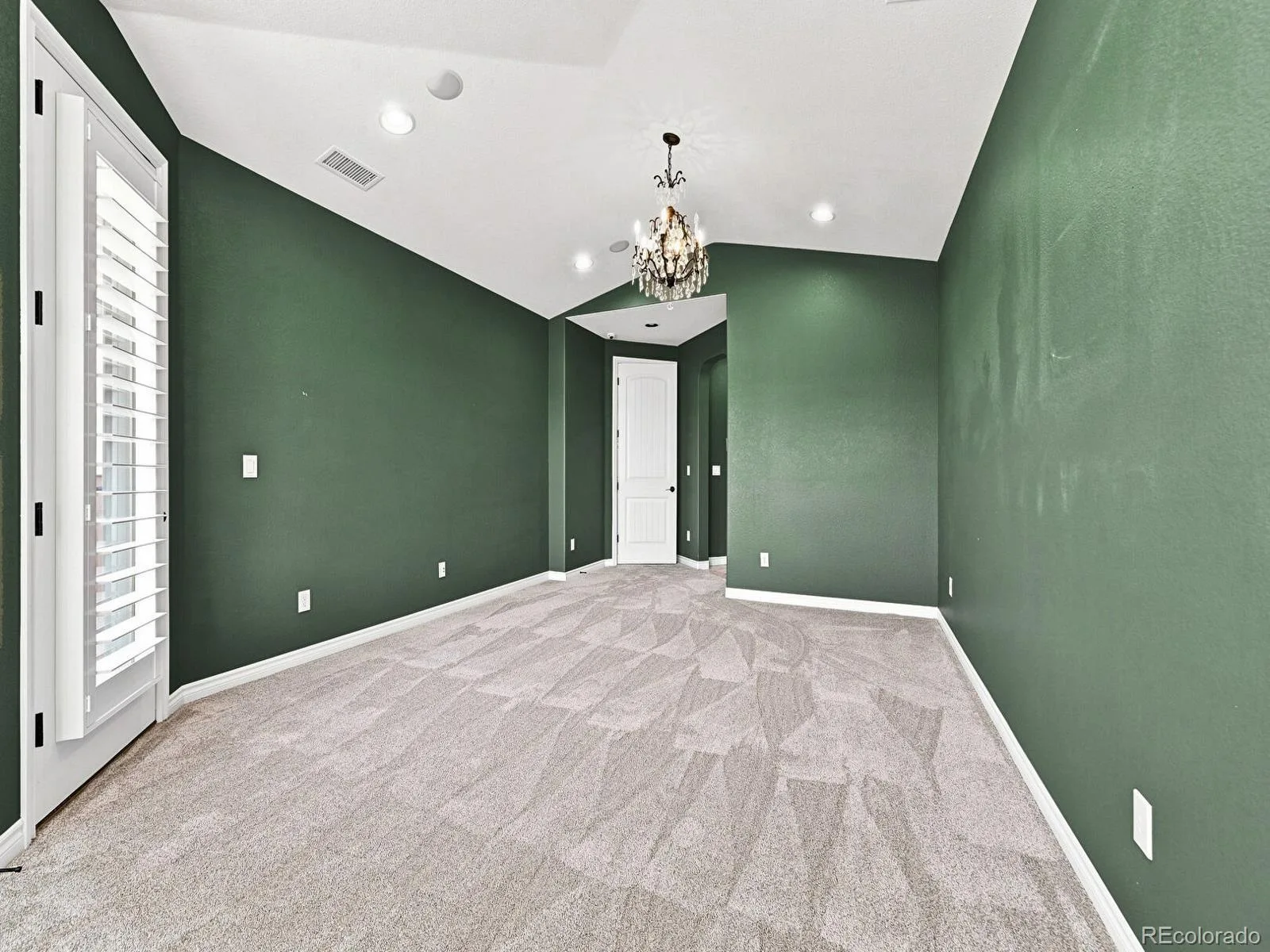 3038 Veneto Court Littleton CO 80126 | MLS #REC4307843 08142026144729 1600 21