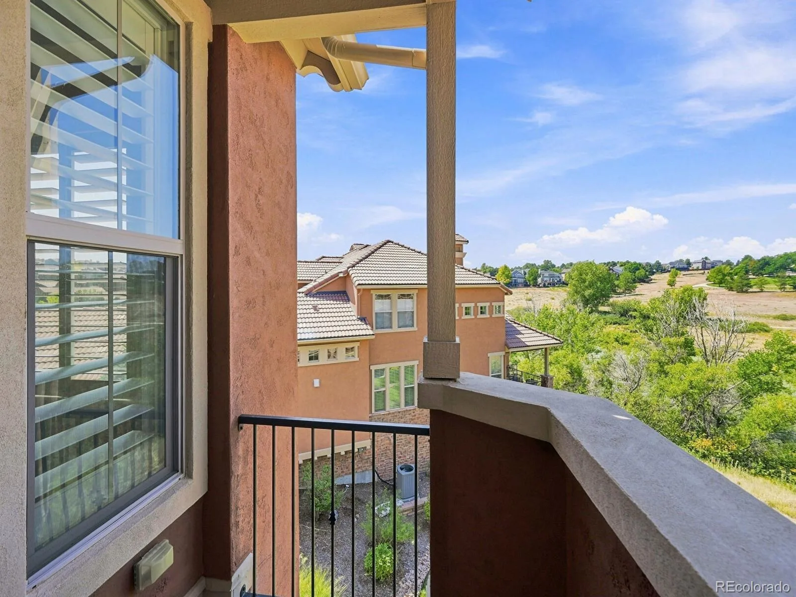 3038 Veneto Court Littleton CO 80126 | MLS #REC4307843 08142026144729 1600 27