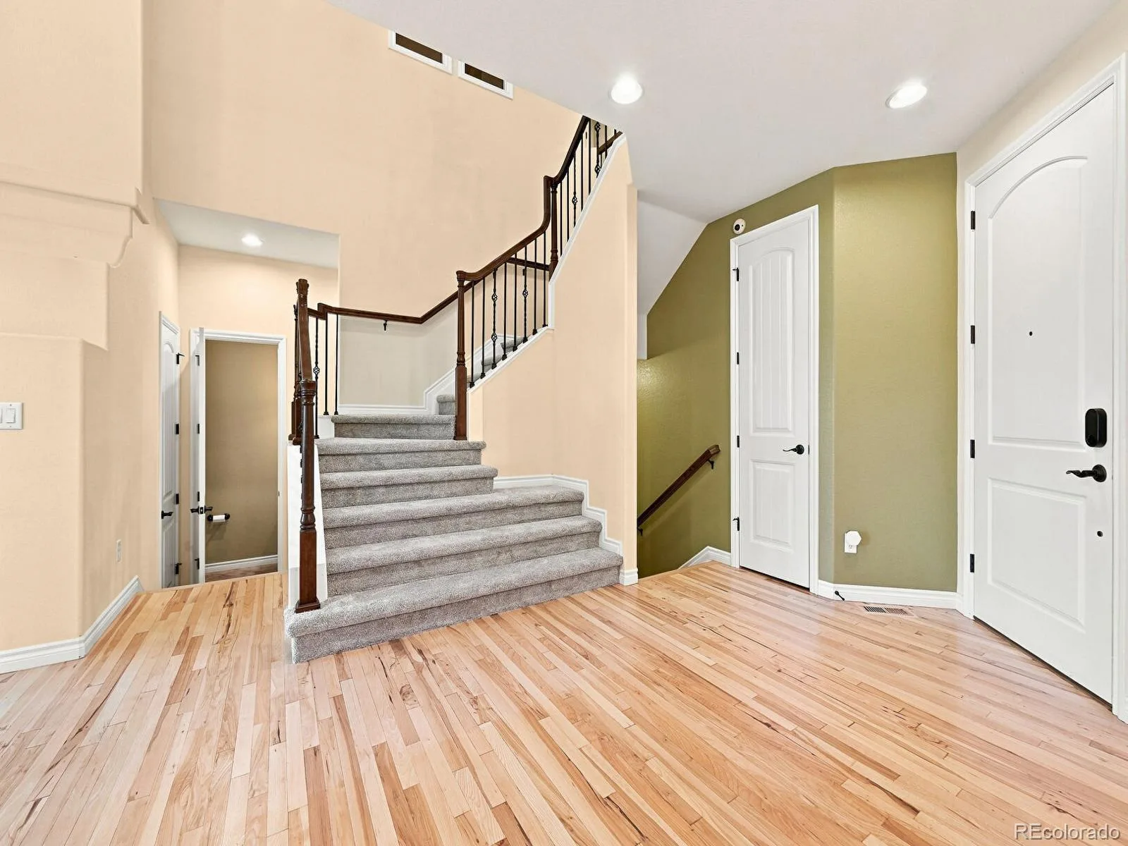 3038 Veneto Court Littleton CO 80126 | MLS #REC4307843 08142026144729 1600 4