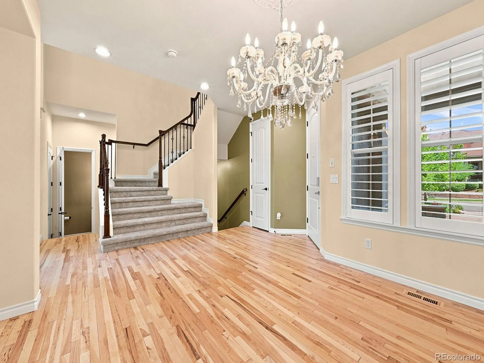 3038 Veneto Court Littleton CO 80126 | MLS #REC4307843 08142026144729 1600 5