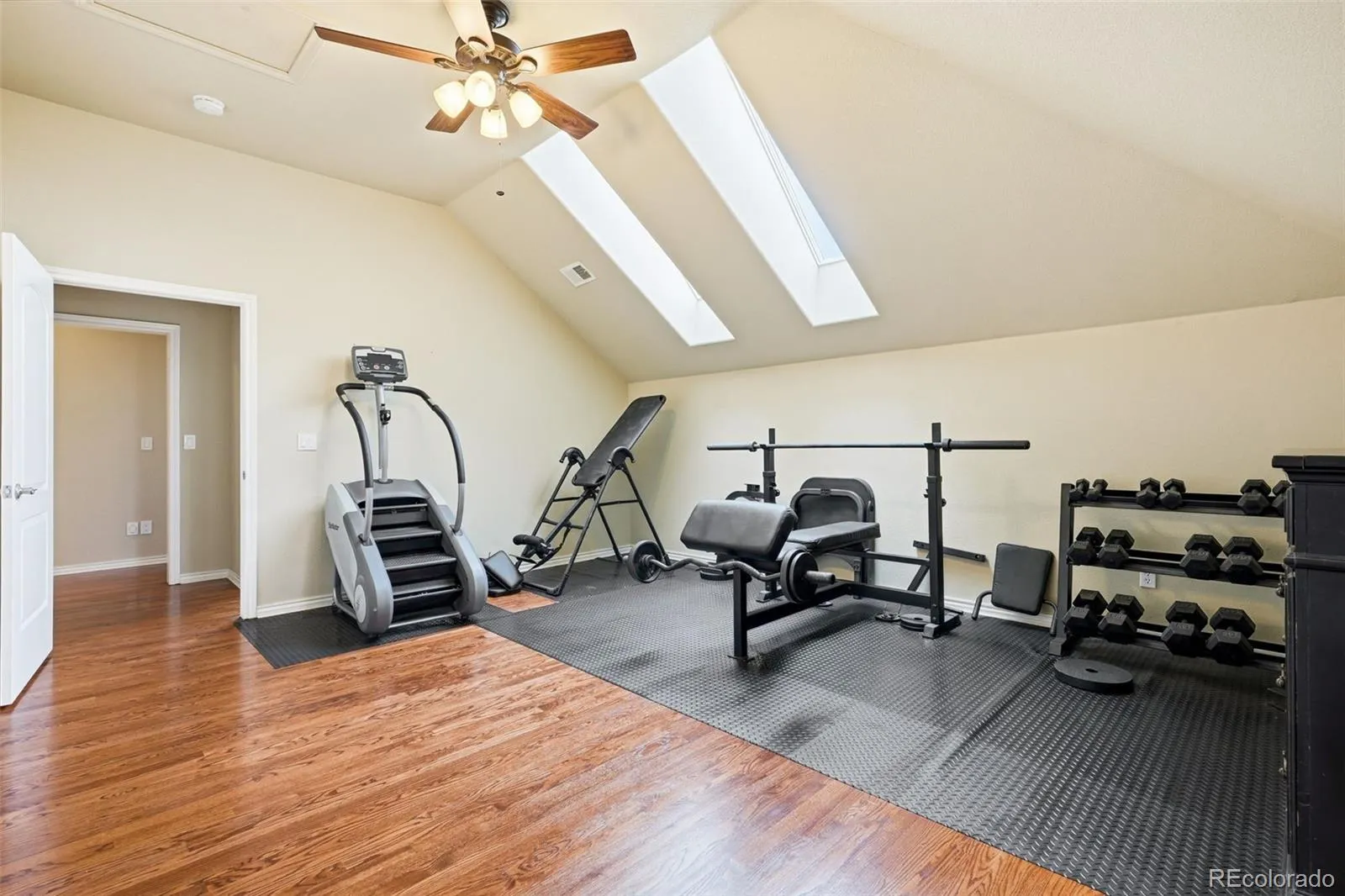 04172026200855 1600 36