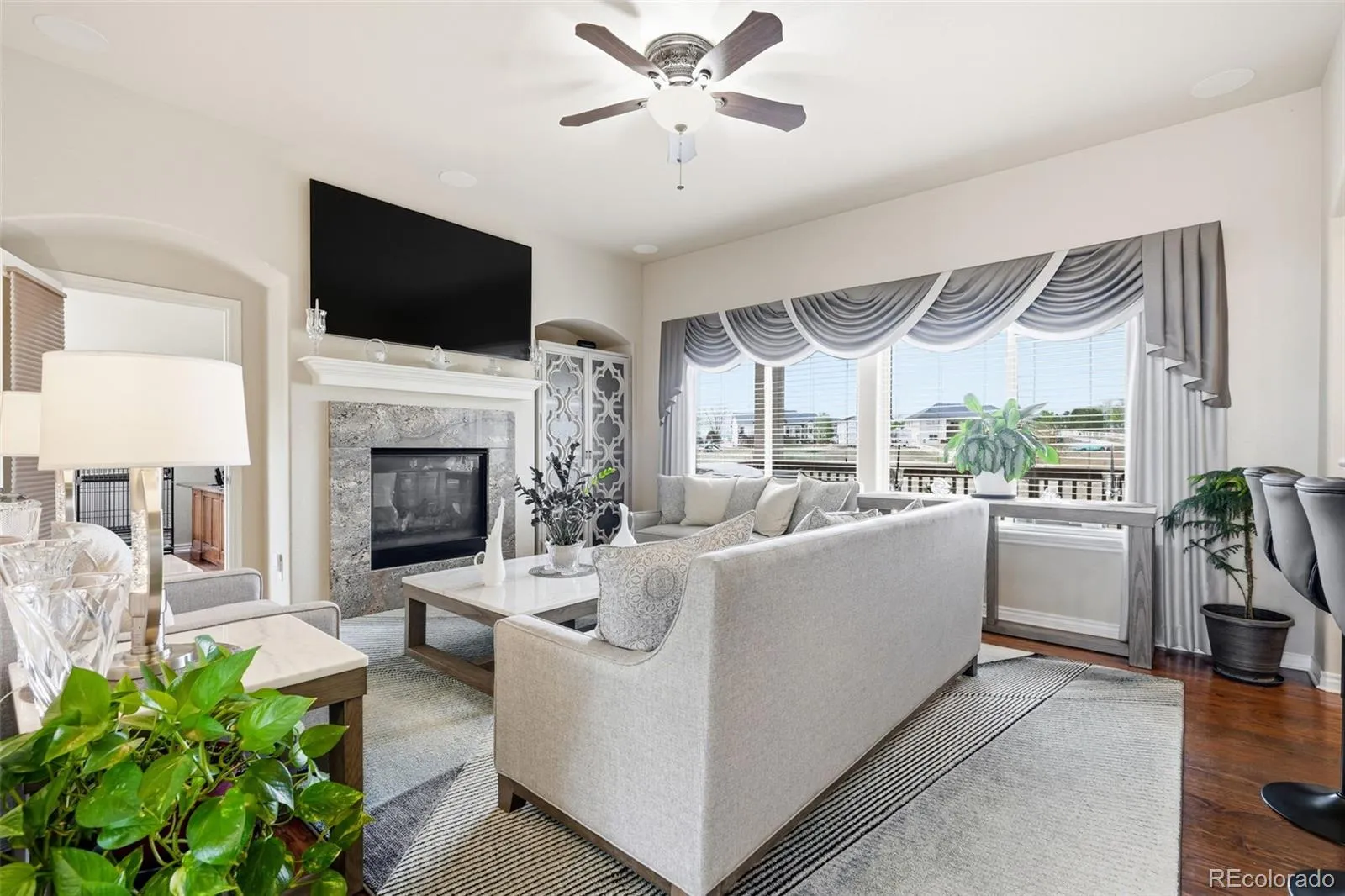 04172026200855 1600 6