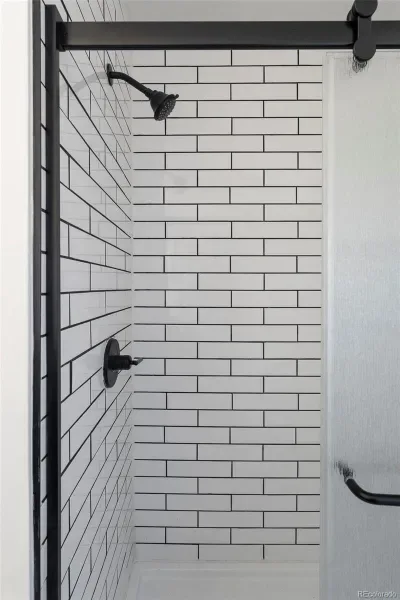 03242026211539 800 21