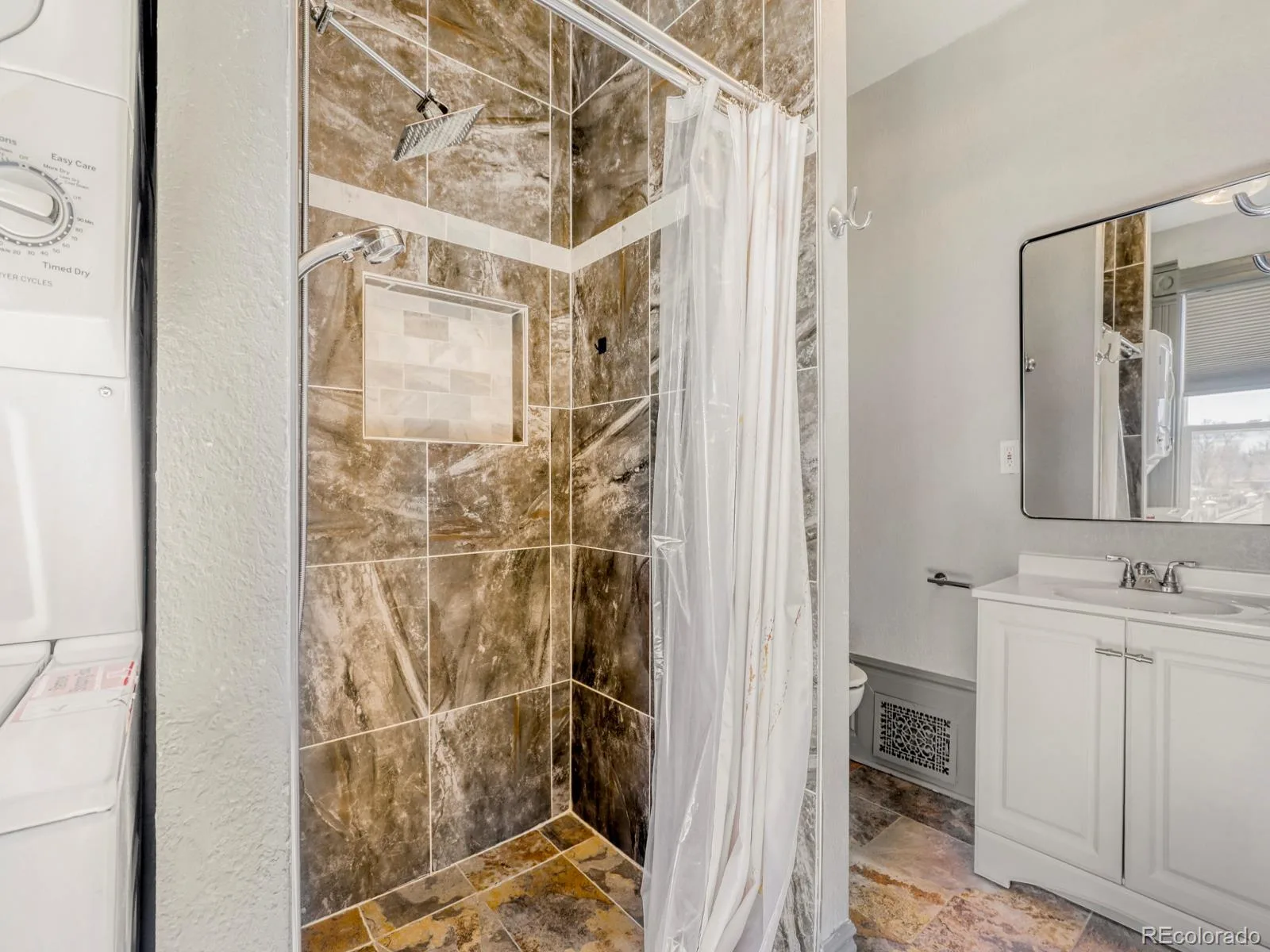 2949 N Columbine Street Denver CO 80205 | MLS #REC4312510 09202026002713 1600 22