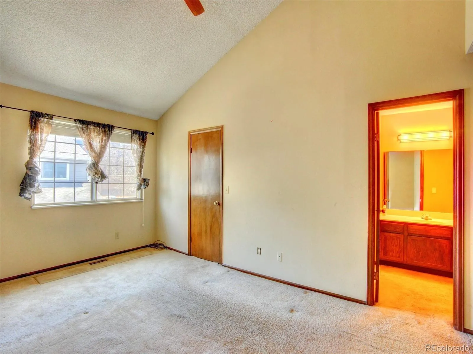 12592 E Cornell Circle Aurora CO 80014 MLS #REC4312854 05122026225605 1600 19