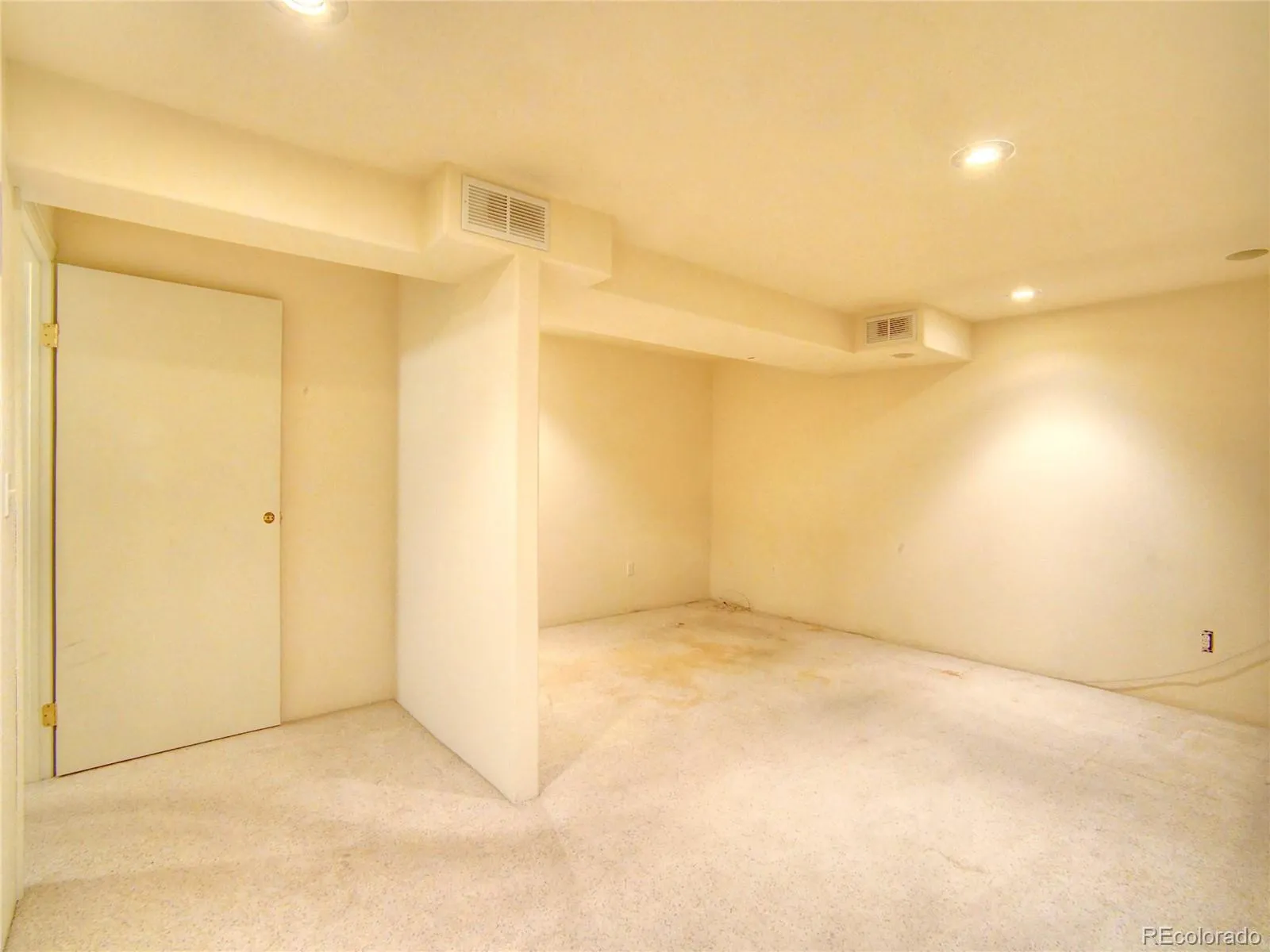 12592 E Cornell Circle Aurora CO 80014 MLS #REC4312854 05122026225605 1600 25