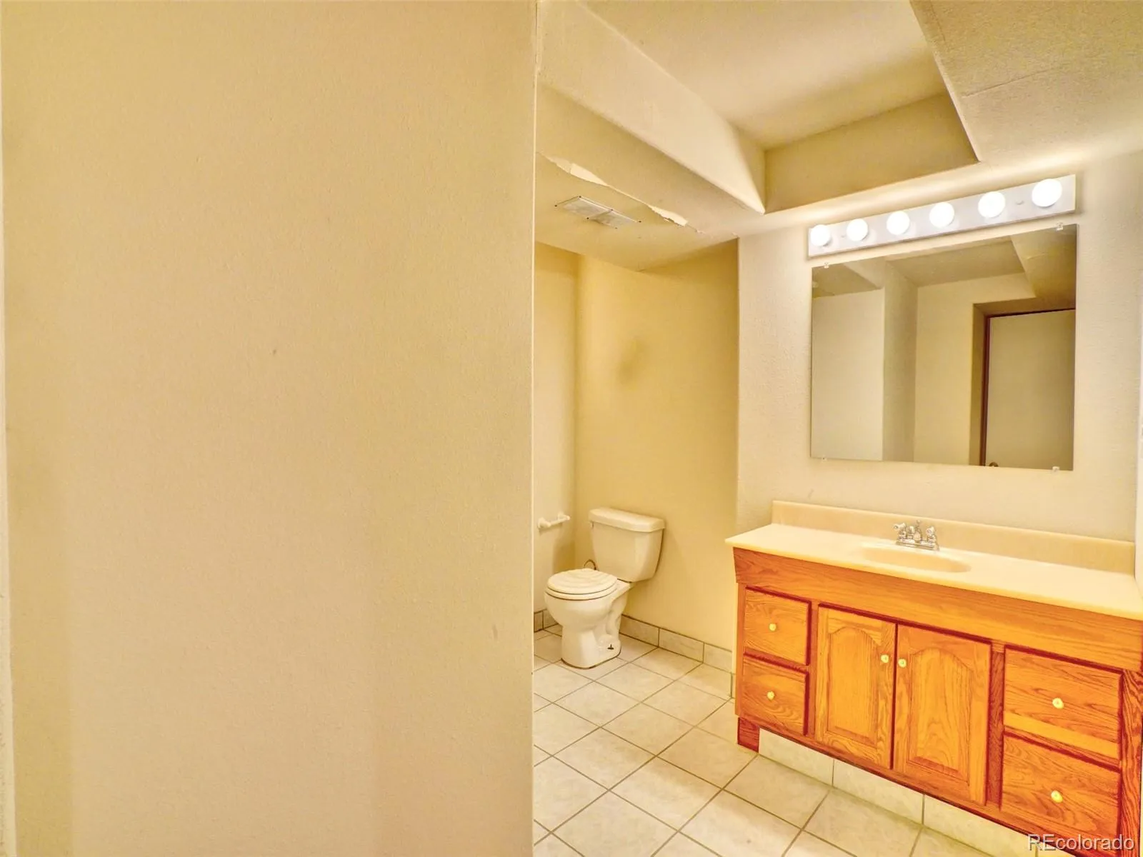 12592 E Cornell Circle Aurora CO 80014 MLS #REC4312854 05122026225605 1600 27