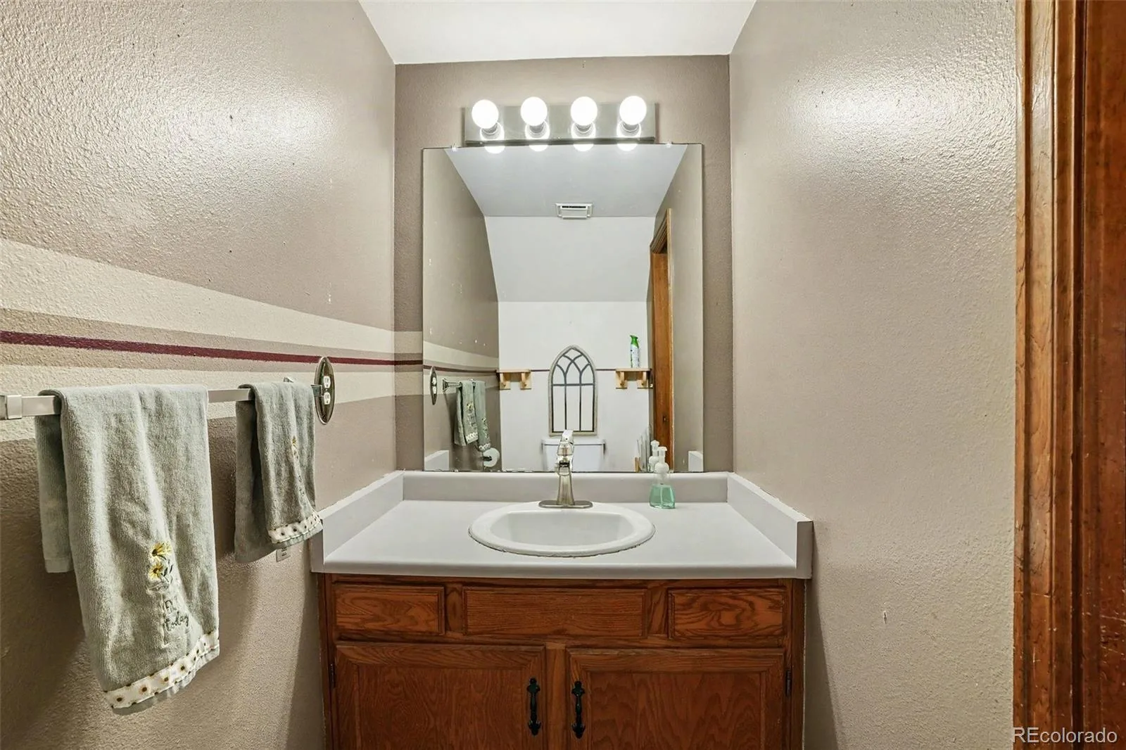 1806 S Pagosa Way #8 Aurora CO 80017 | MLS #REC4315259 08032026181530 1600 12
