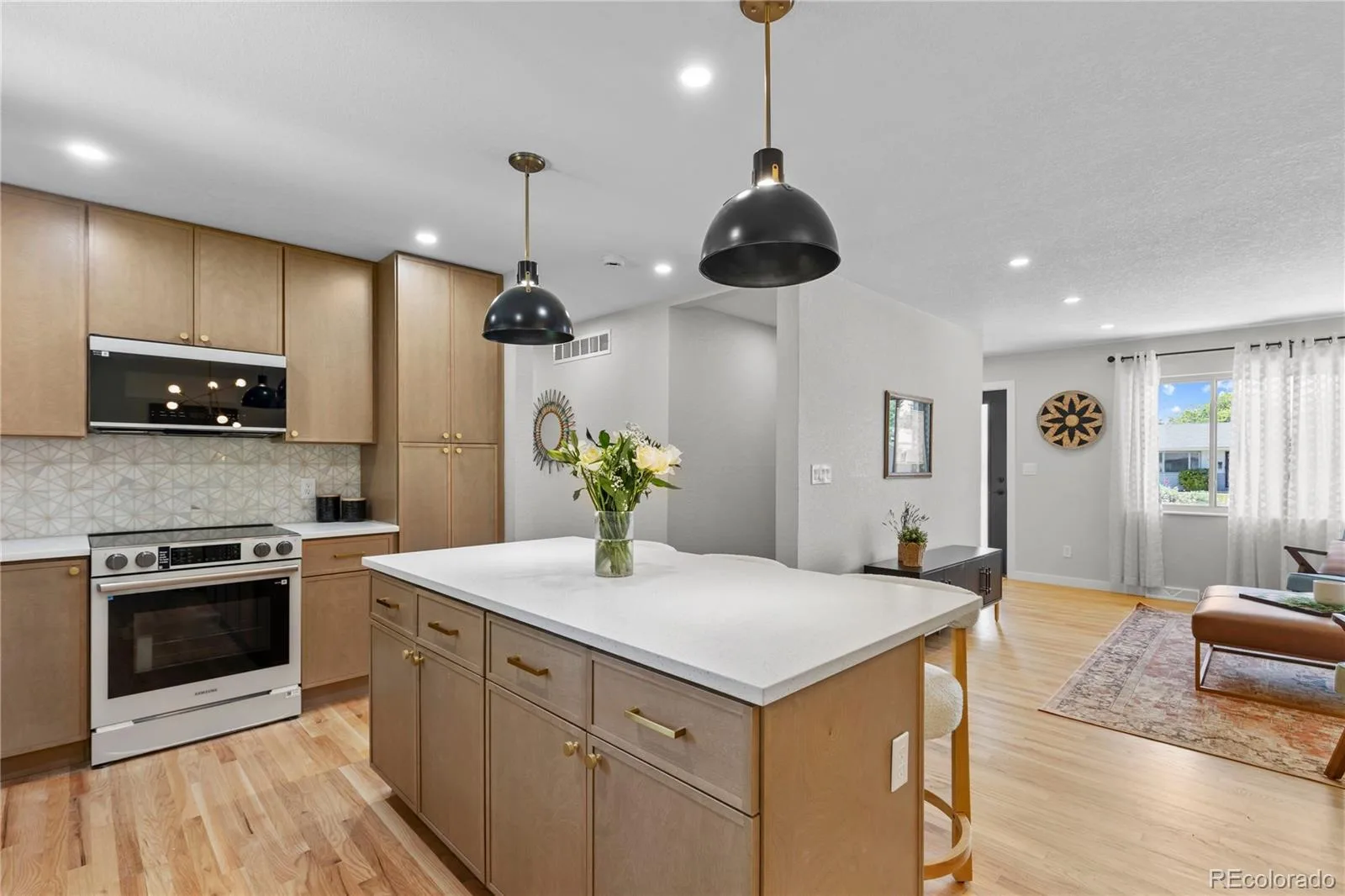 954 S Ivy Street Denver CO 80224 | MLS #REC4317088 08142026184204 1600 17