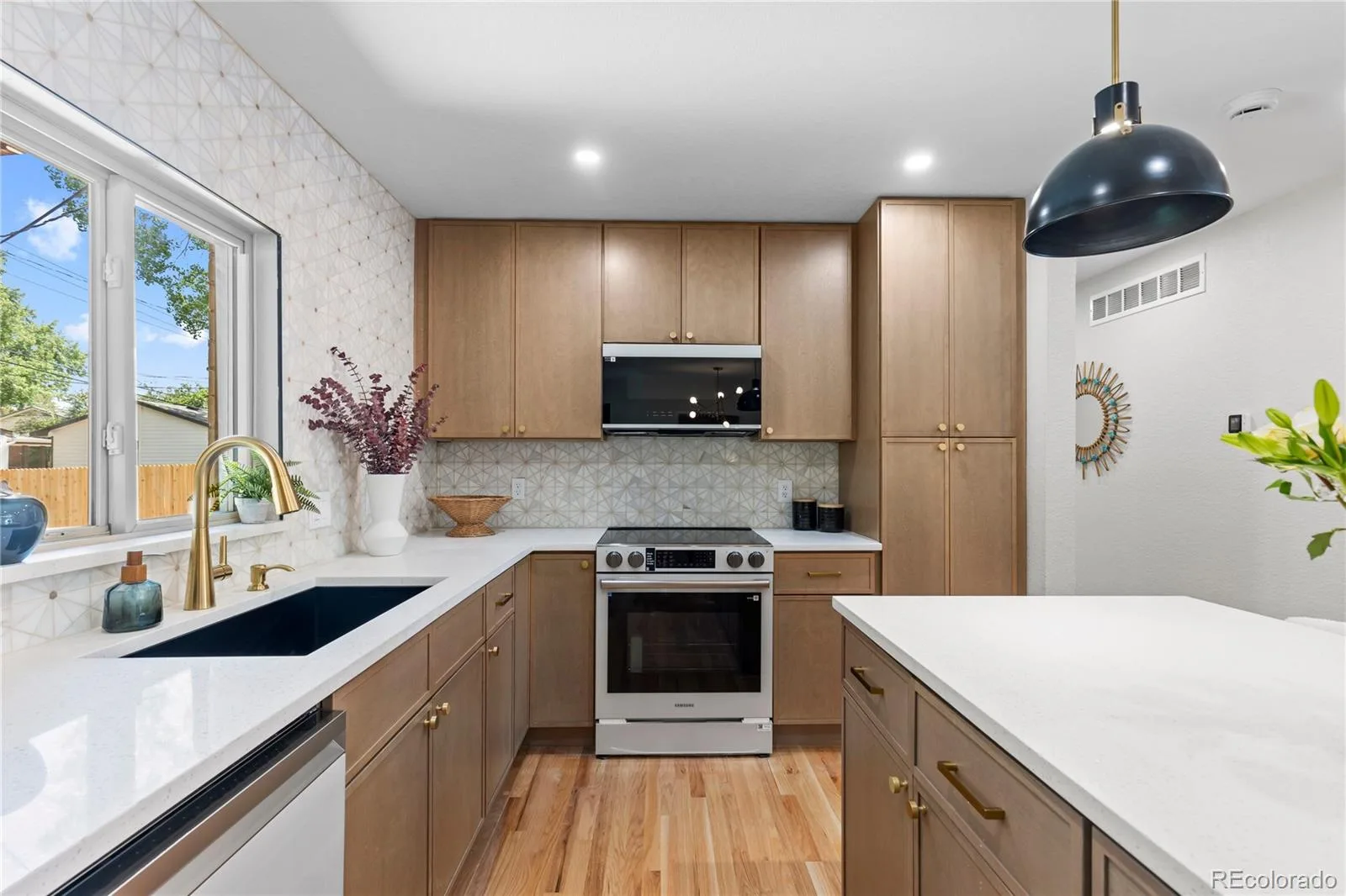 954 S Ivy Street Denver CO 80224 | MLS #REC4317088 08142026184204 1600 18