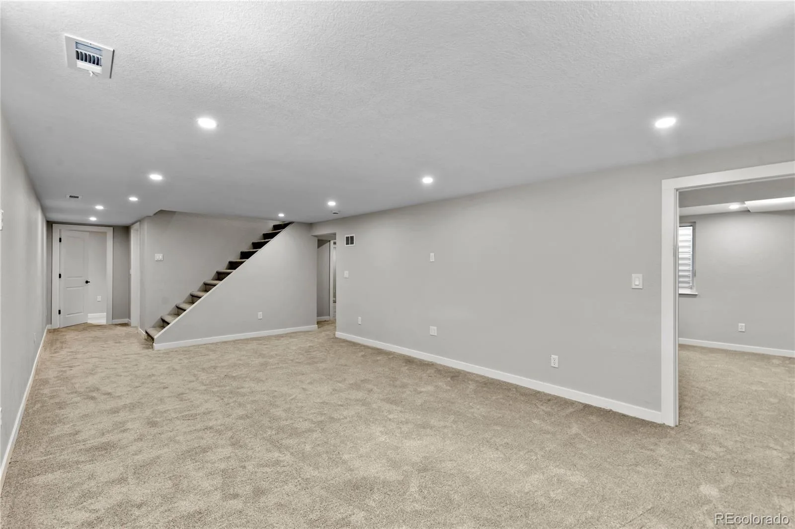 954 S Ivy Street Denver CO 80224 | MLS #REC4317088 08142026184204 1600 32