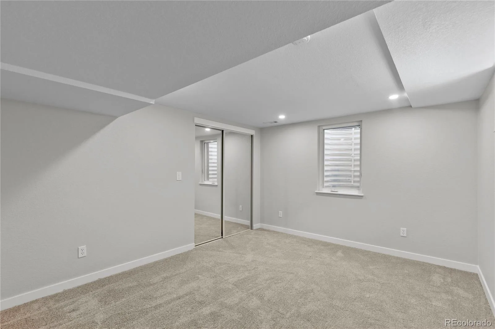 954 S Ivy Street Denver CO 80224 | MLS #REC4317088 08142026184204 1600 35