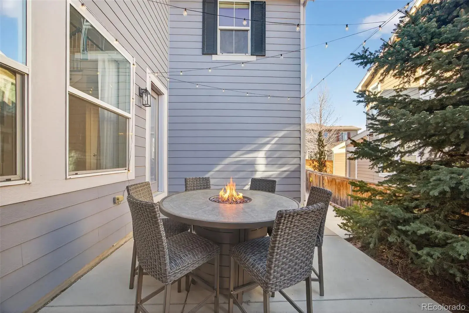 03052026155658 1600 40