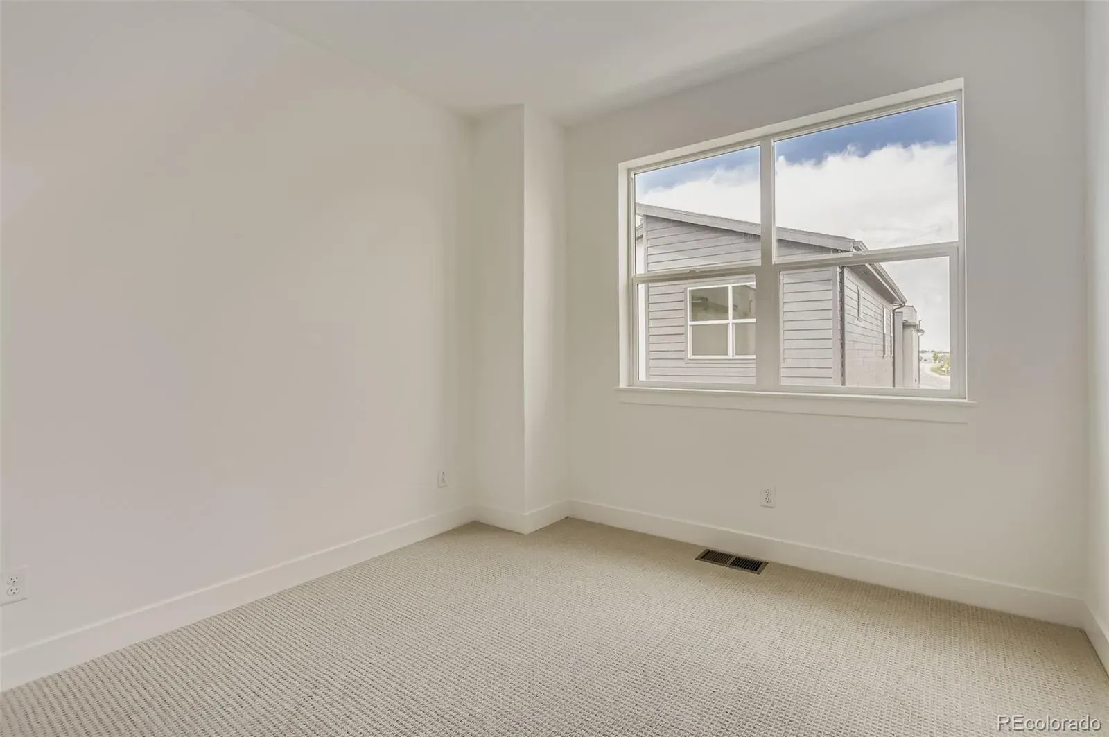 03162026225729 1600 9