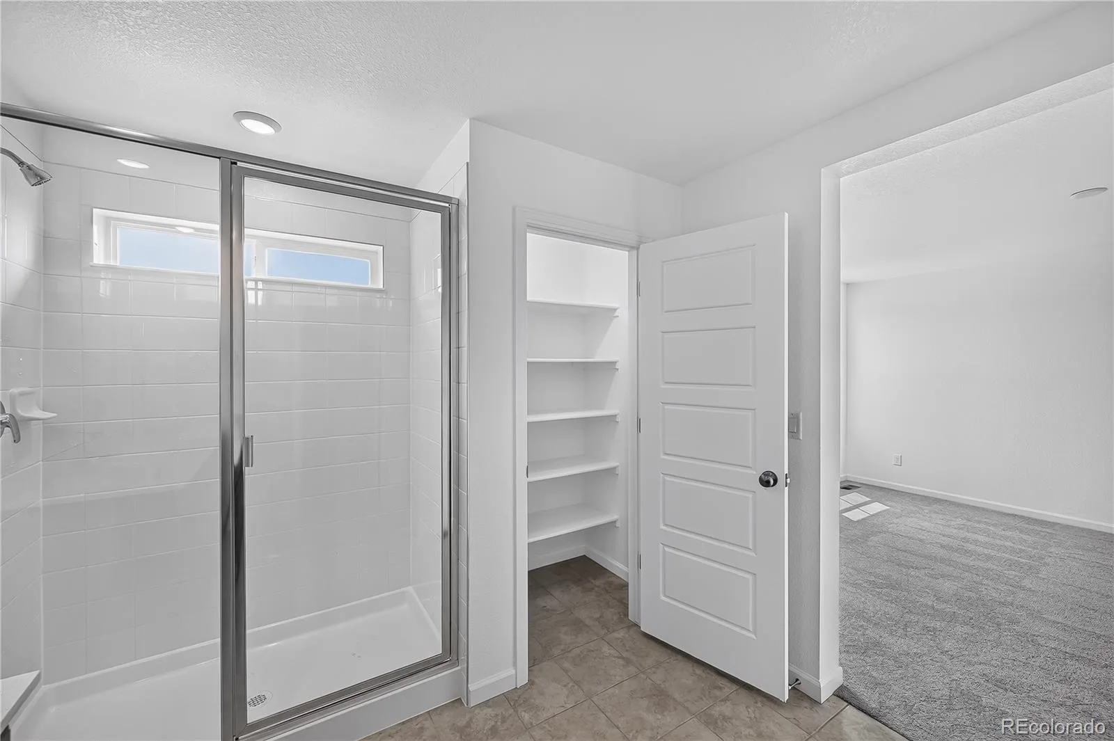 3330 N Denali Street Aurora CO 80019 | MLS #REC4320483 08102026185733 1600 15