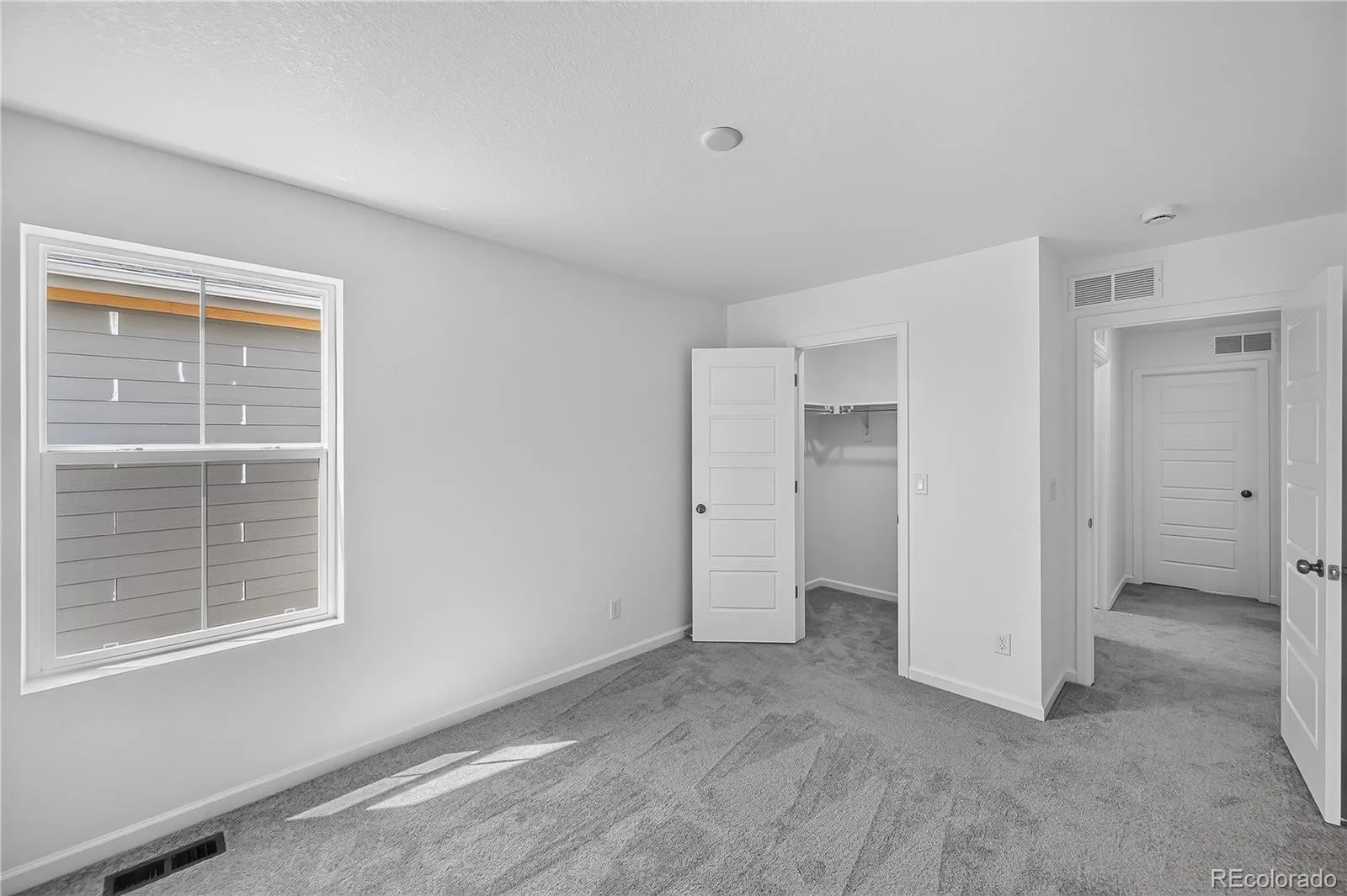 3330 N Denali Street Aurora CO 80019 | MLS #REC4320483 08102026185733 1600 20