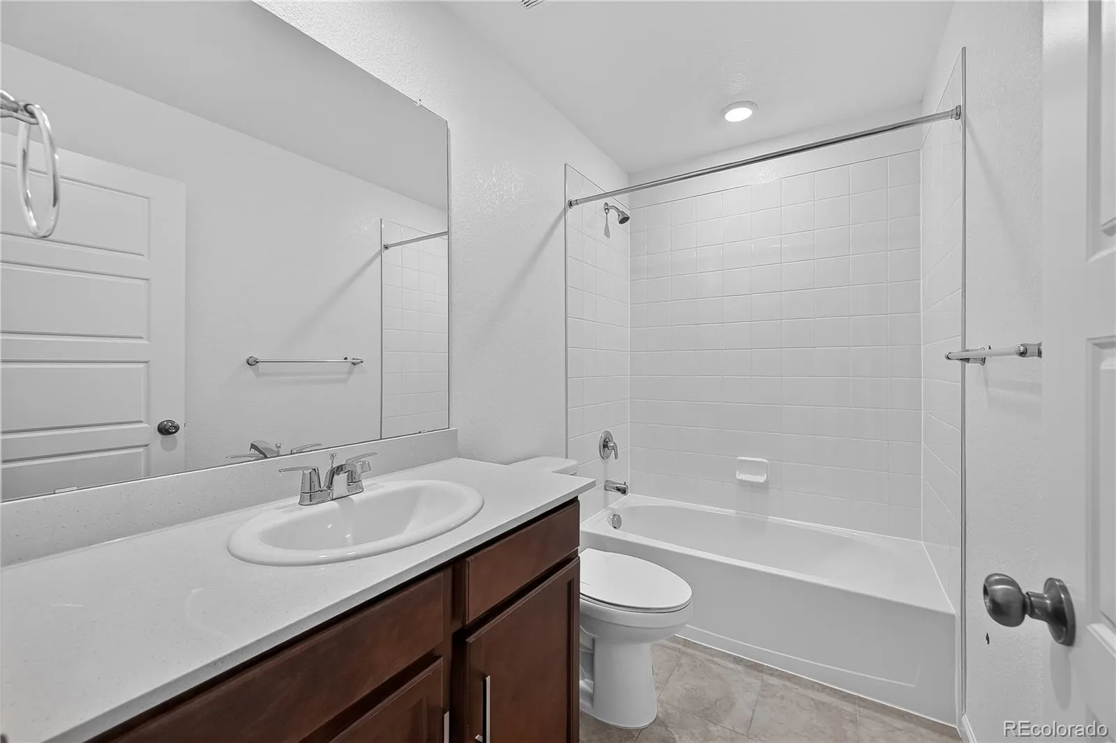 3330 N Denali Street Aurora CO 80019 | MLS #REC4320483 08102026185733 1600 22