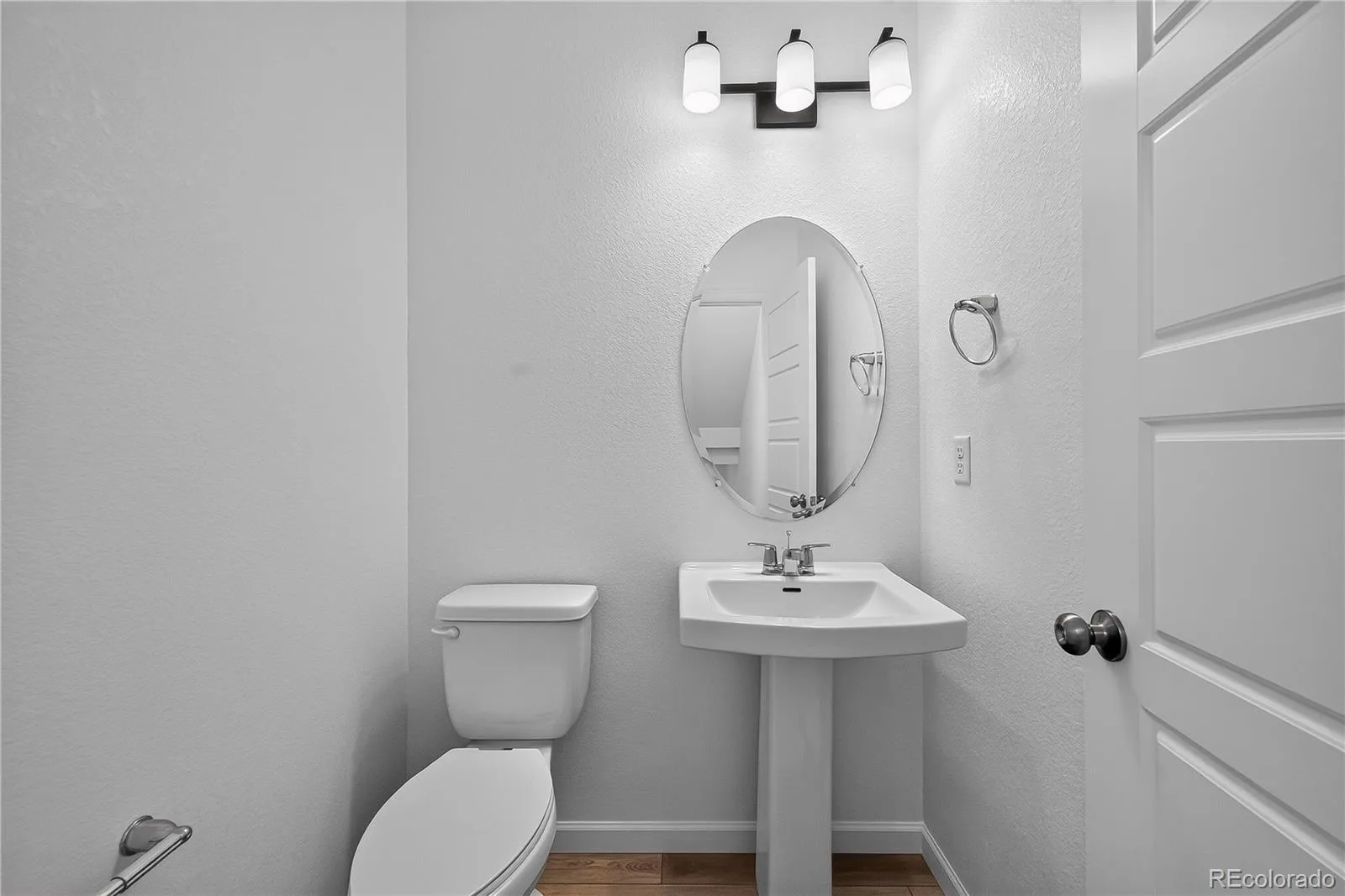 3330 N Denali Street Aurora CO 80019 | MLS #REC4320483 08102026185733 1600 9