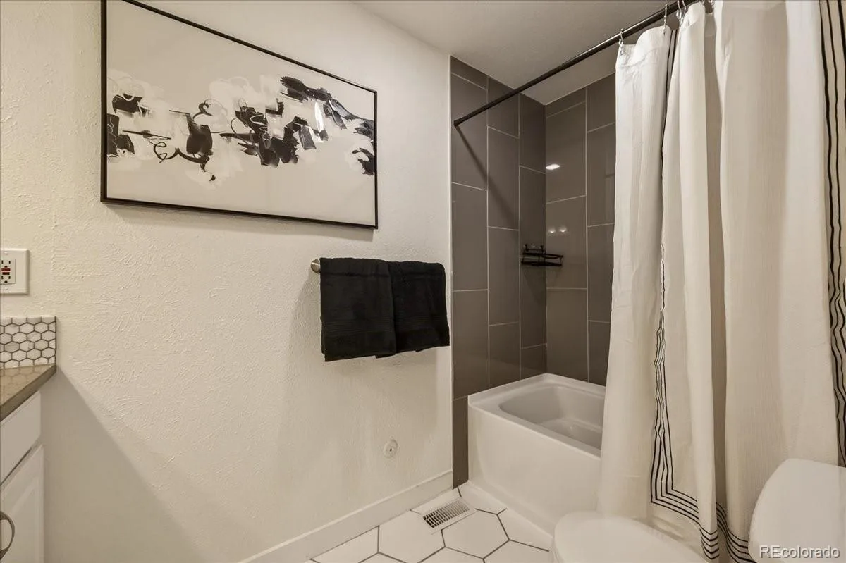 7955 Parfet Street Arvada CO 80005 MLS #REC4321691 06152026033207 1200 25