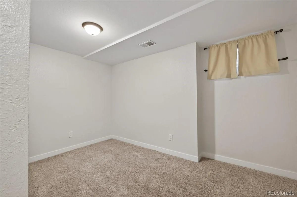 7955 Parfet Street Arvada CO 80005 MLS #REC4321691 06152026033207 1200 33