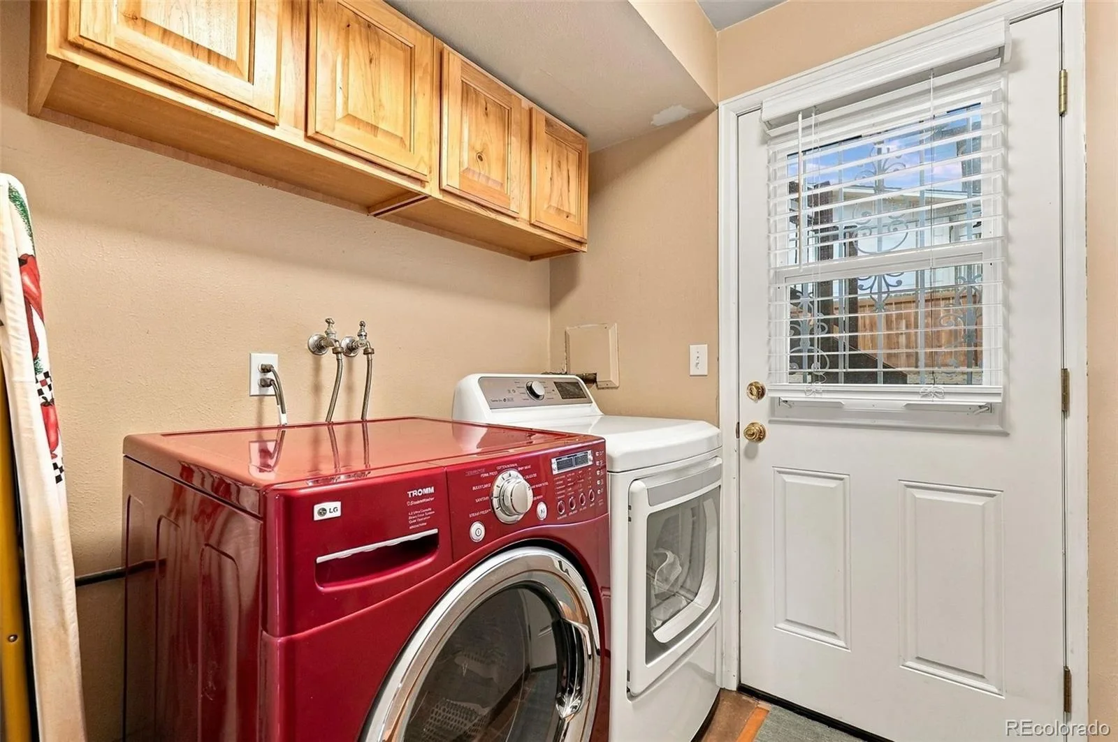8439 W Harvard Drive Denver CO 80227 | MLS #REC4322369 09282026172550 1600 30