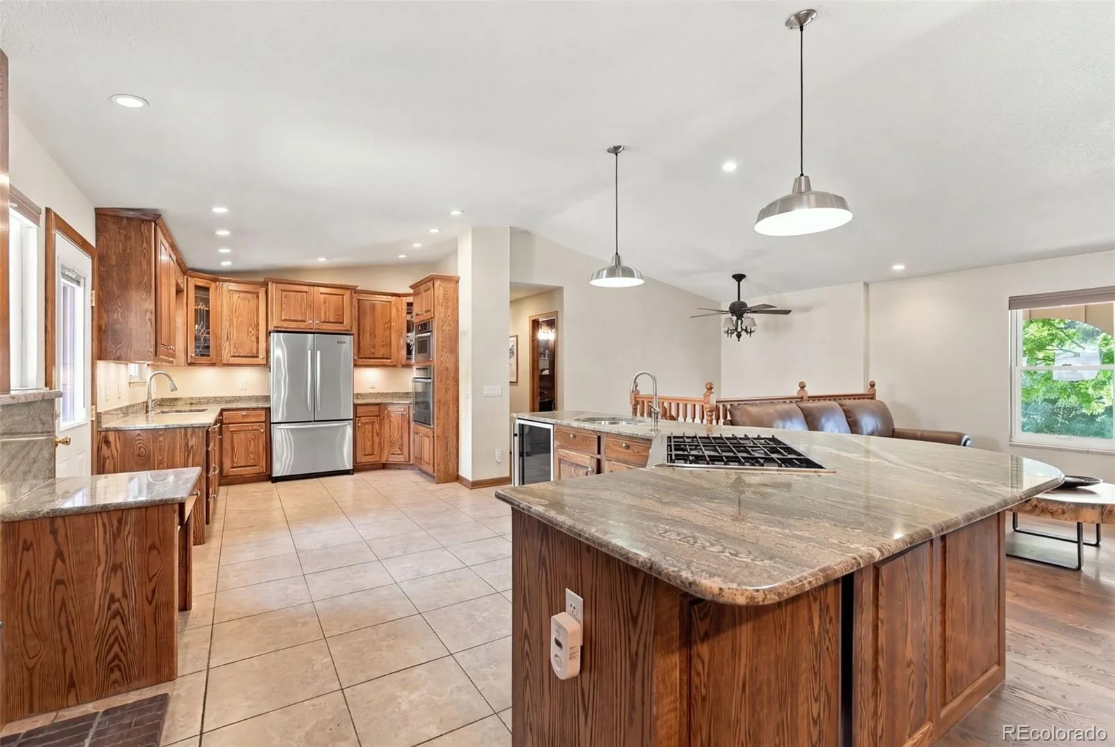 8439 W Harvard Drive Denver CO 80227 | MLS #REC4322369 09282026172550 1600 9