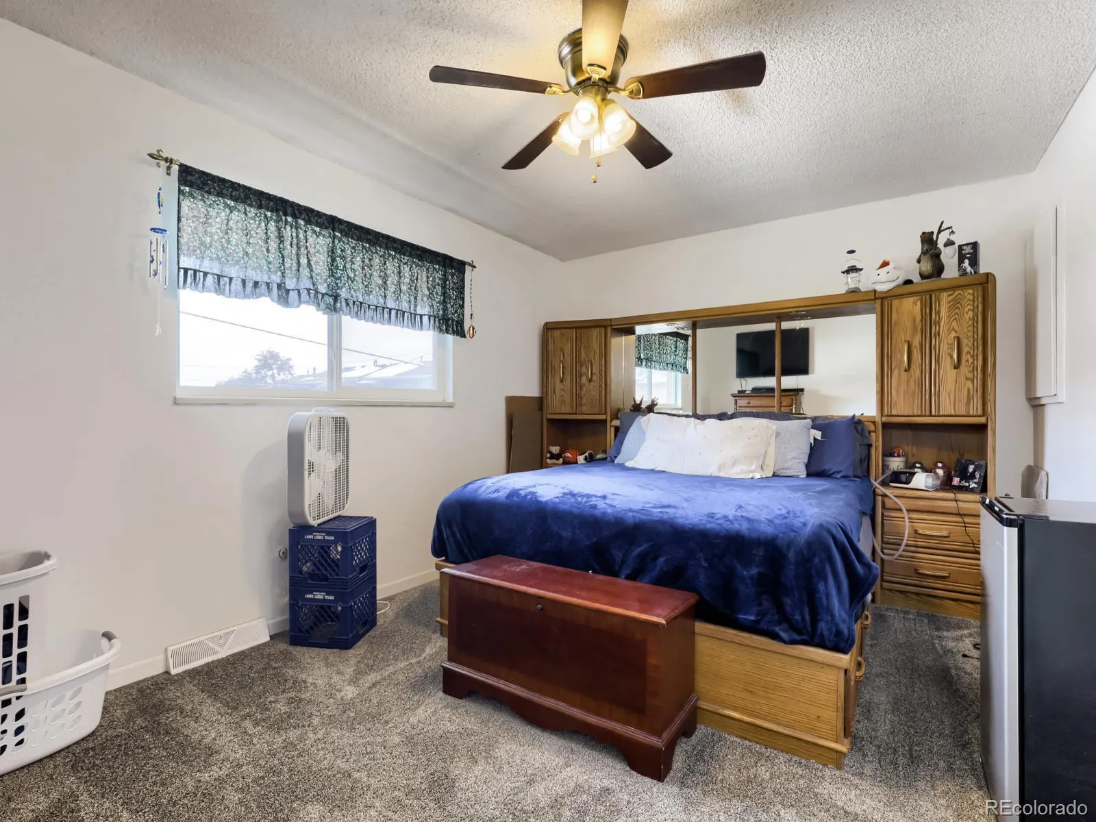 8763 Santa Fe Drive Thornton CO 80260 MLS #REC4322525 05092026025424 1600 4