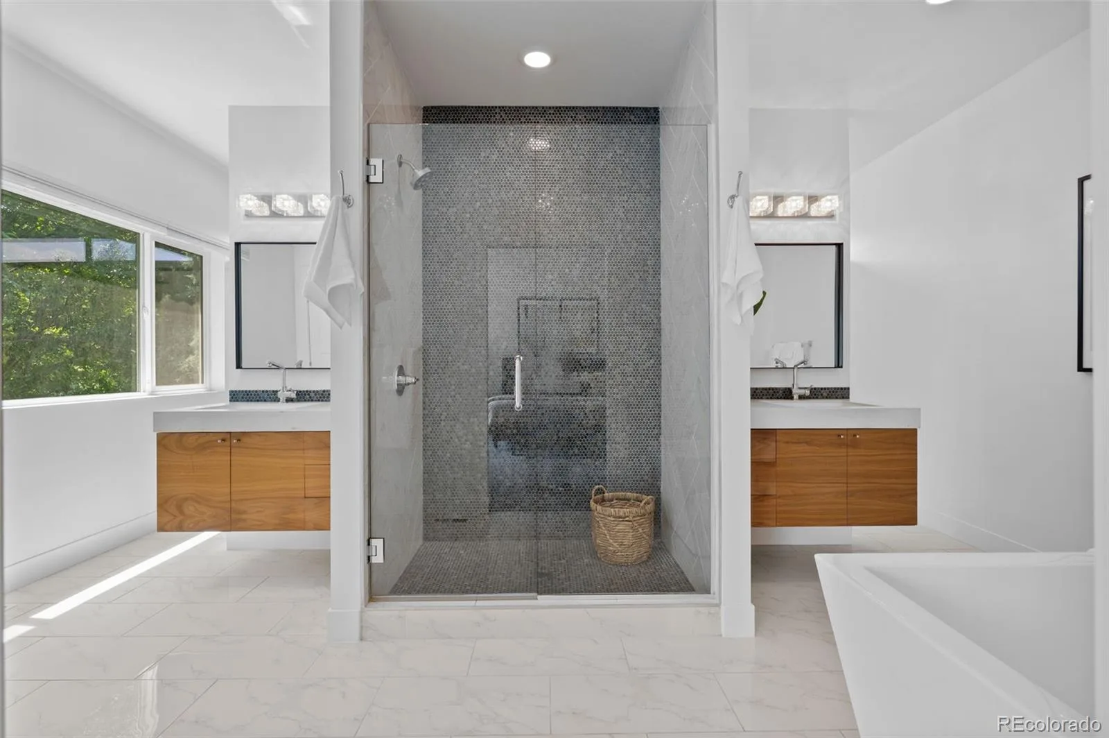 3801 W Alice Place Denver CO 80211 | MLS #REC4324844 08062026201046 1600 34