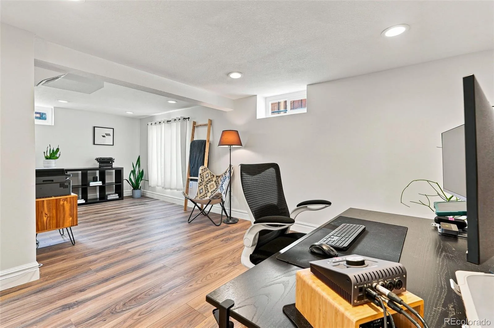 3280 Niagara Street Denver CO 80207 | MLS #REC4324887 08062026182253 1600 33
