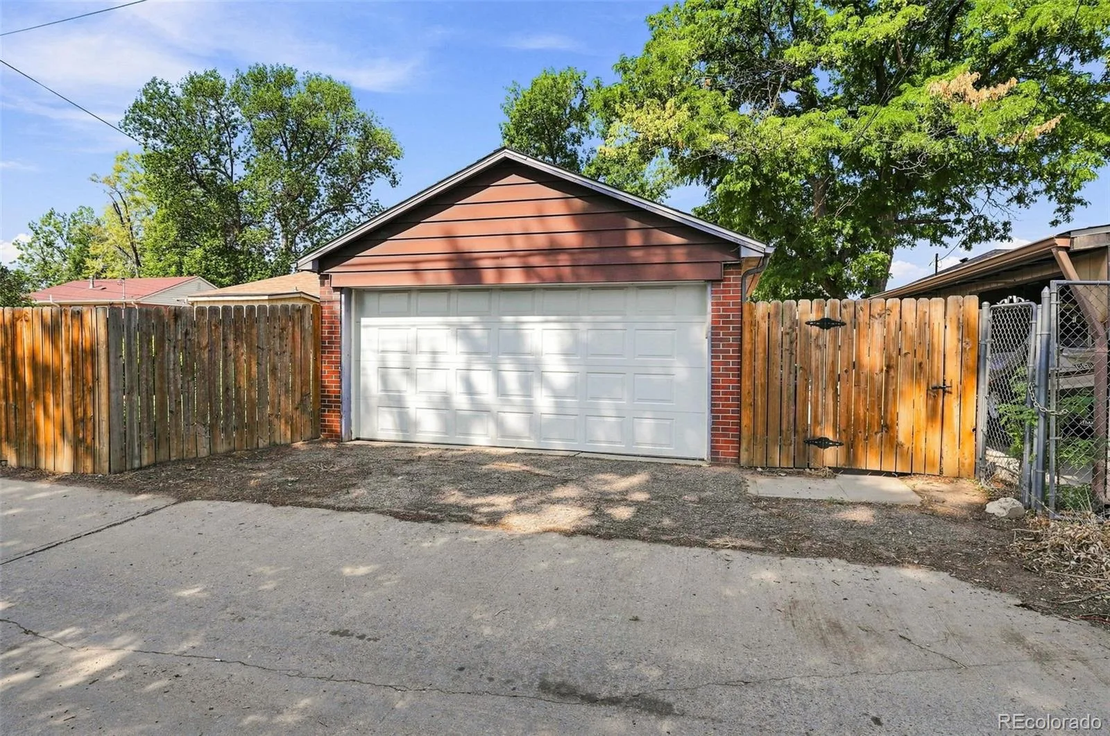 3280 Niagara Street Denver CO 80207 | MLS #REC4324887 08062026182253 1600 42