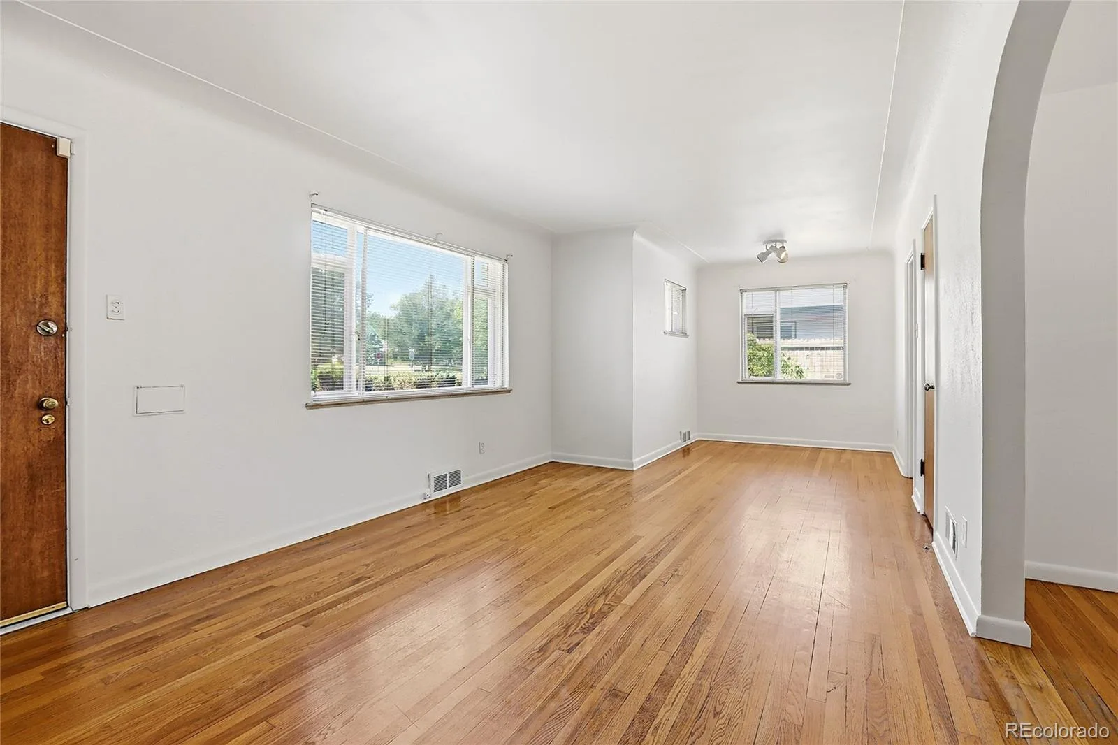 7115 E 6th Avenue Parkway Denver CO 80220 MLS #REC4327529 06172026234006 1600 2