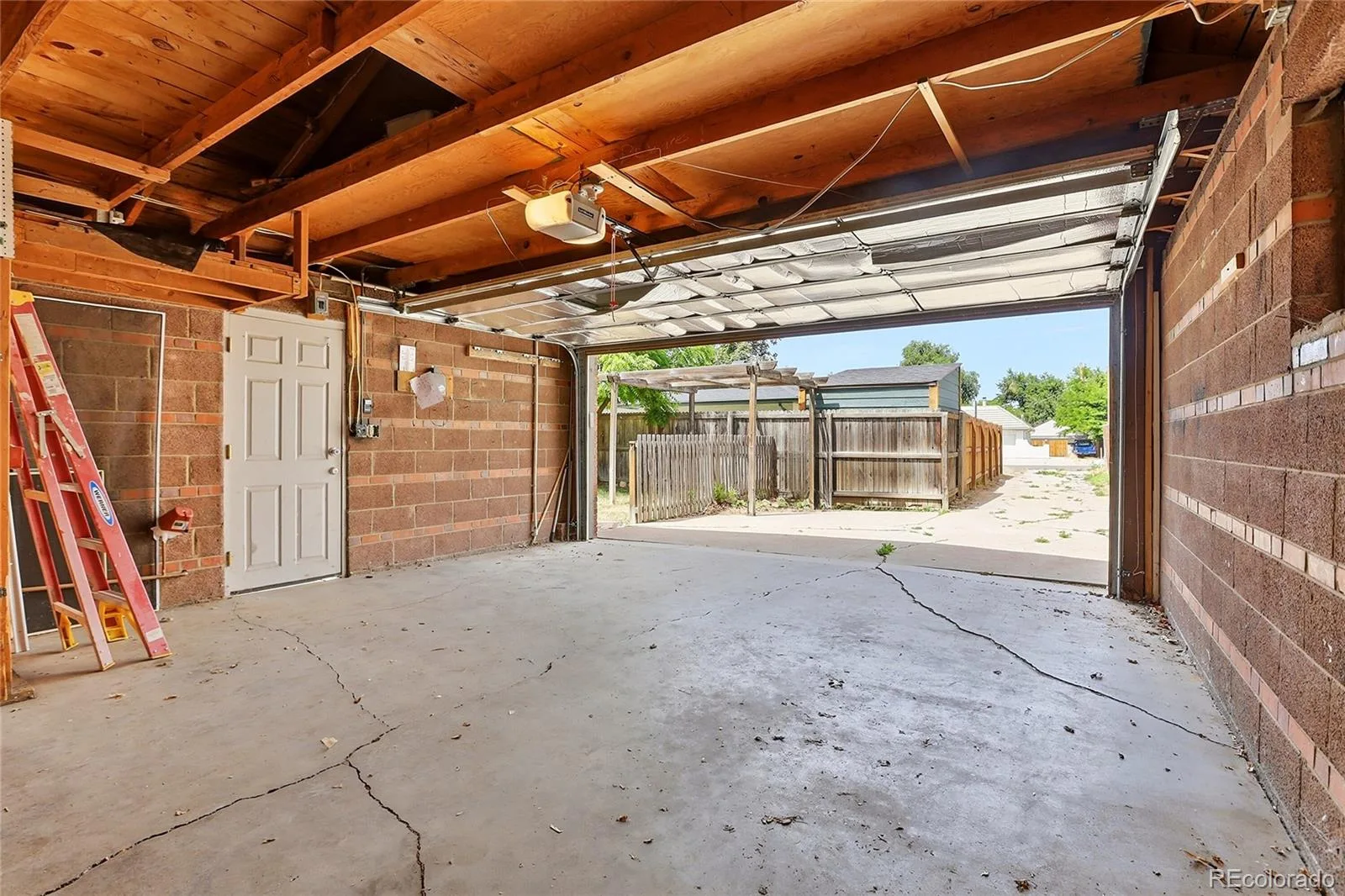 7115 E 6th Avenue Parkway Denver CO 80220 MLS #REC4327529 06172026234006 1600 23