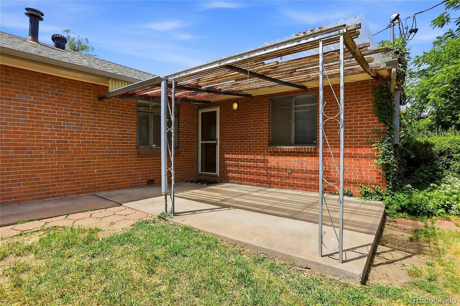7115 E 6th Avenue Parkway Denver CO 80220 MLS #REC4327529 06172026234006 1600 25