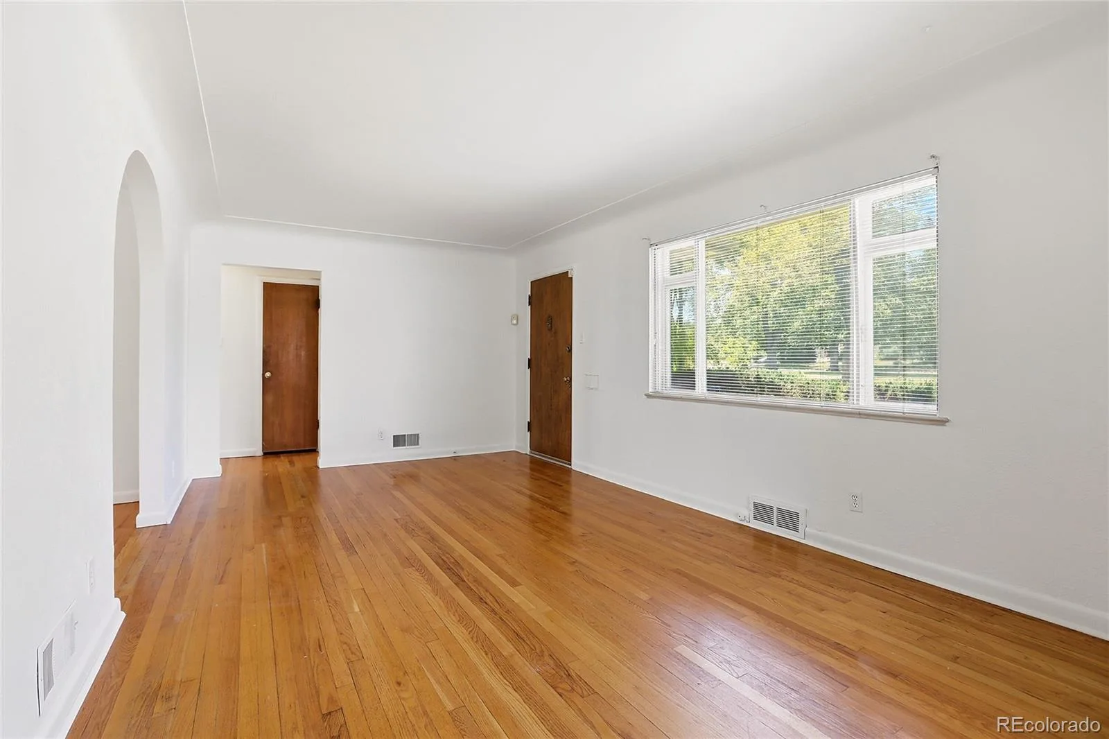 7115 E 6th Avenue Parkway Denver CO 80220 MLS #REC4327529 06172026234006 1600 4