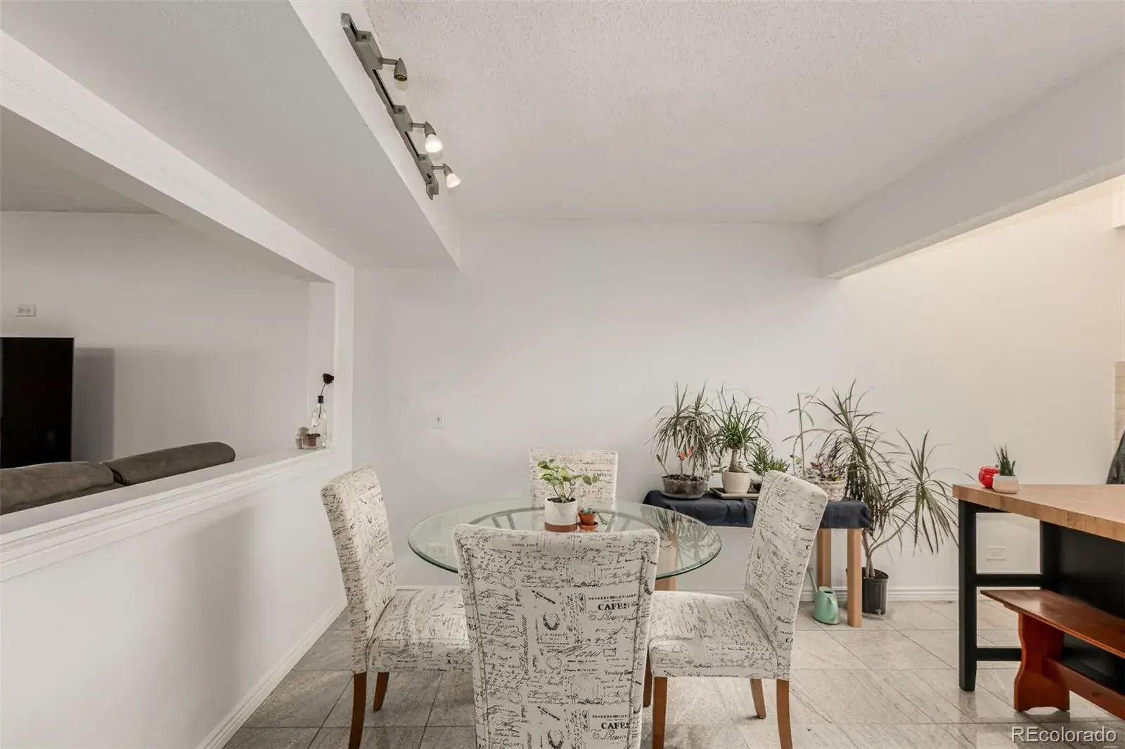 01122026220044 1600 14